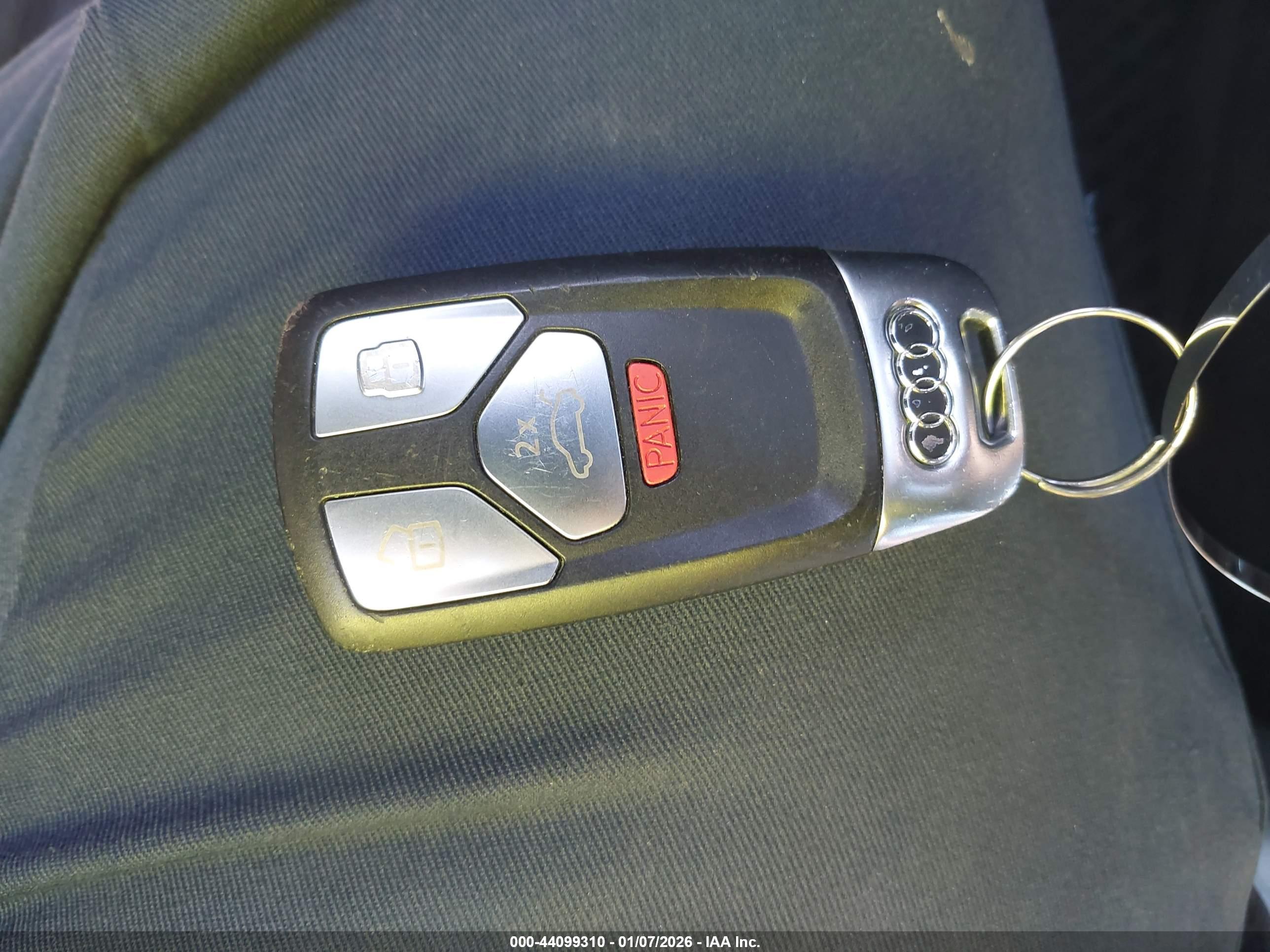 AUDI A4 image 11