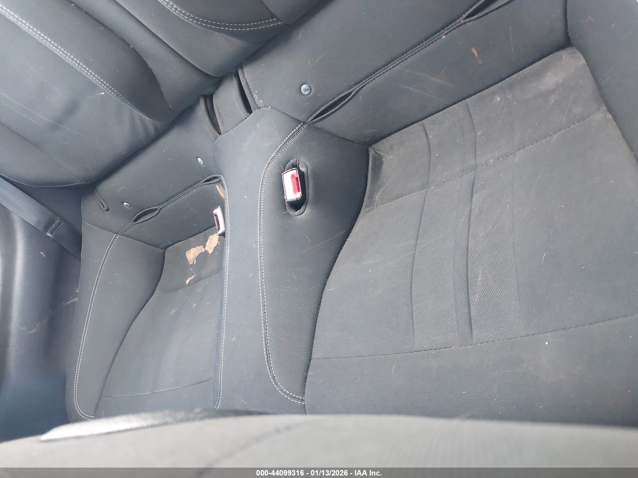 FORD MUSTANG image 8