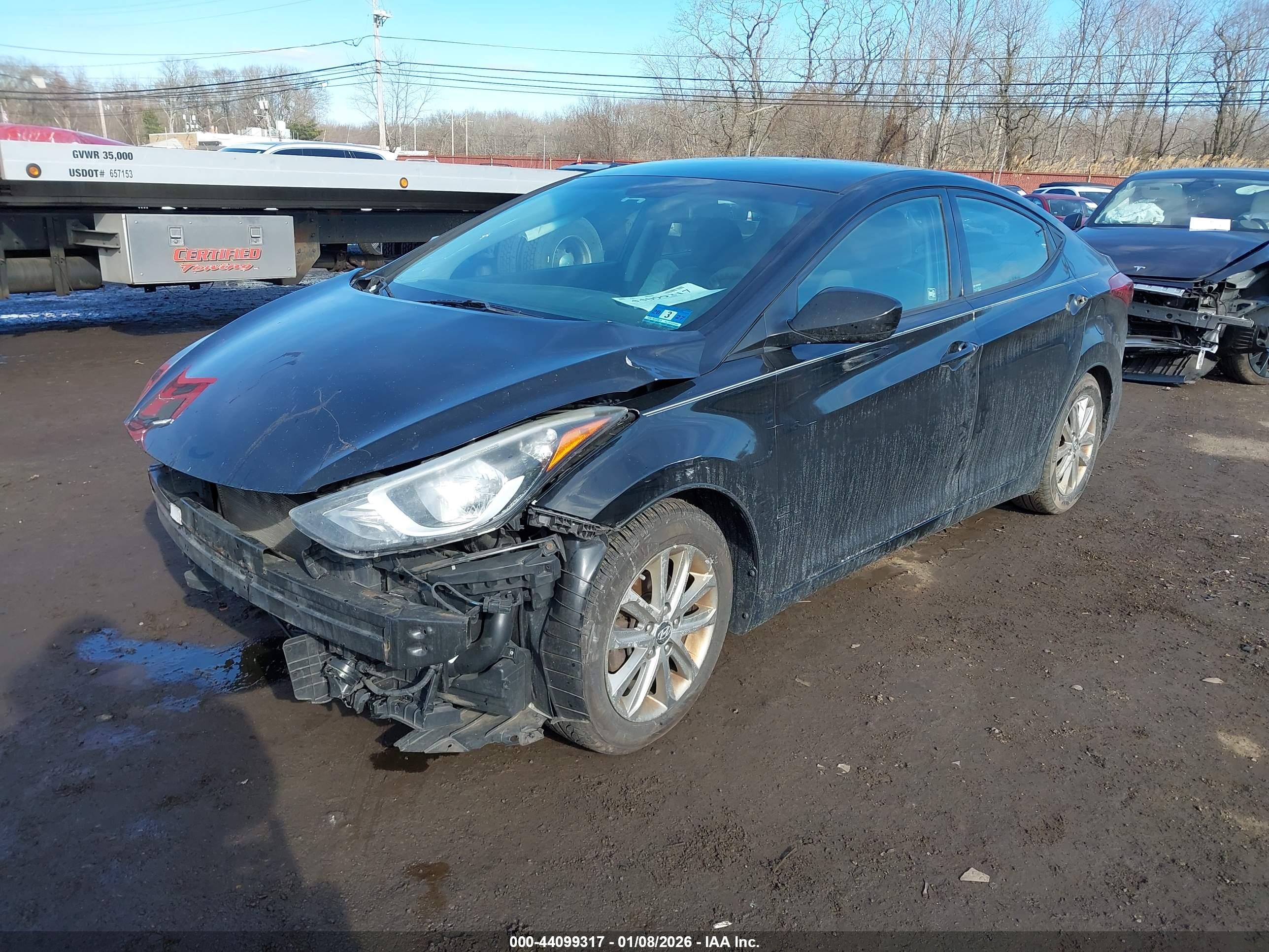 HYUNDAI ELANTRA image 6