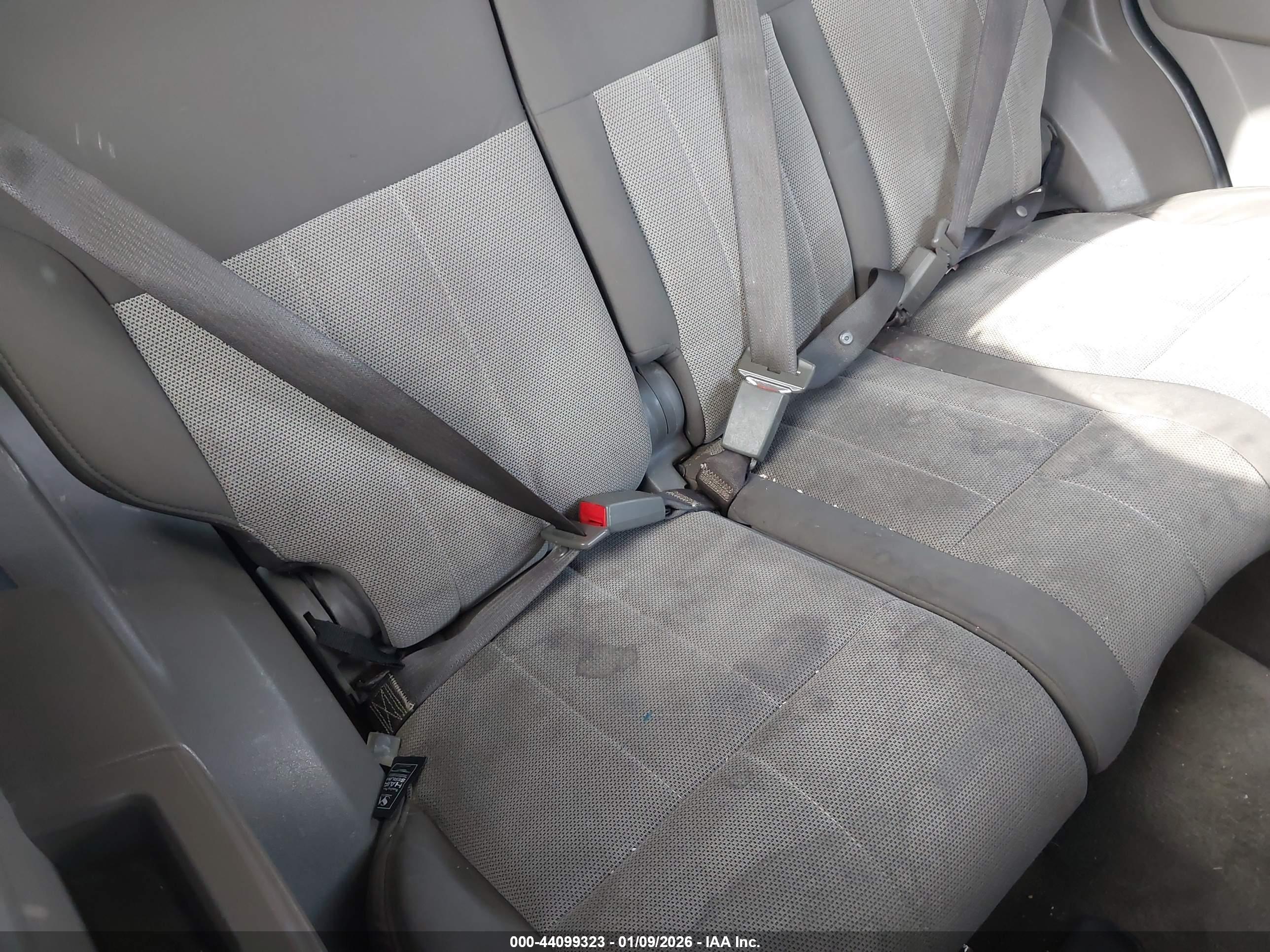 DODGE NITRO image 8