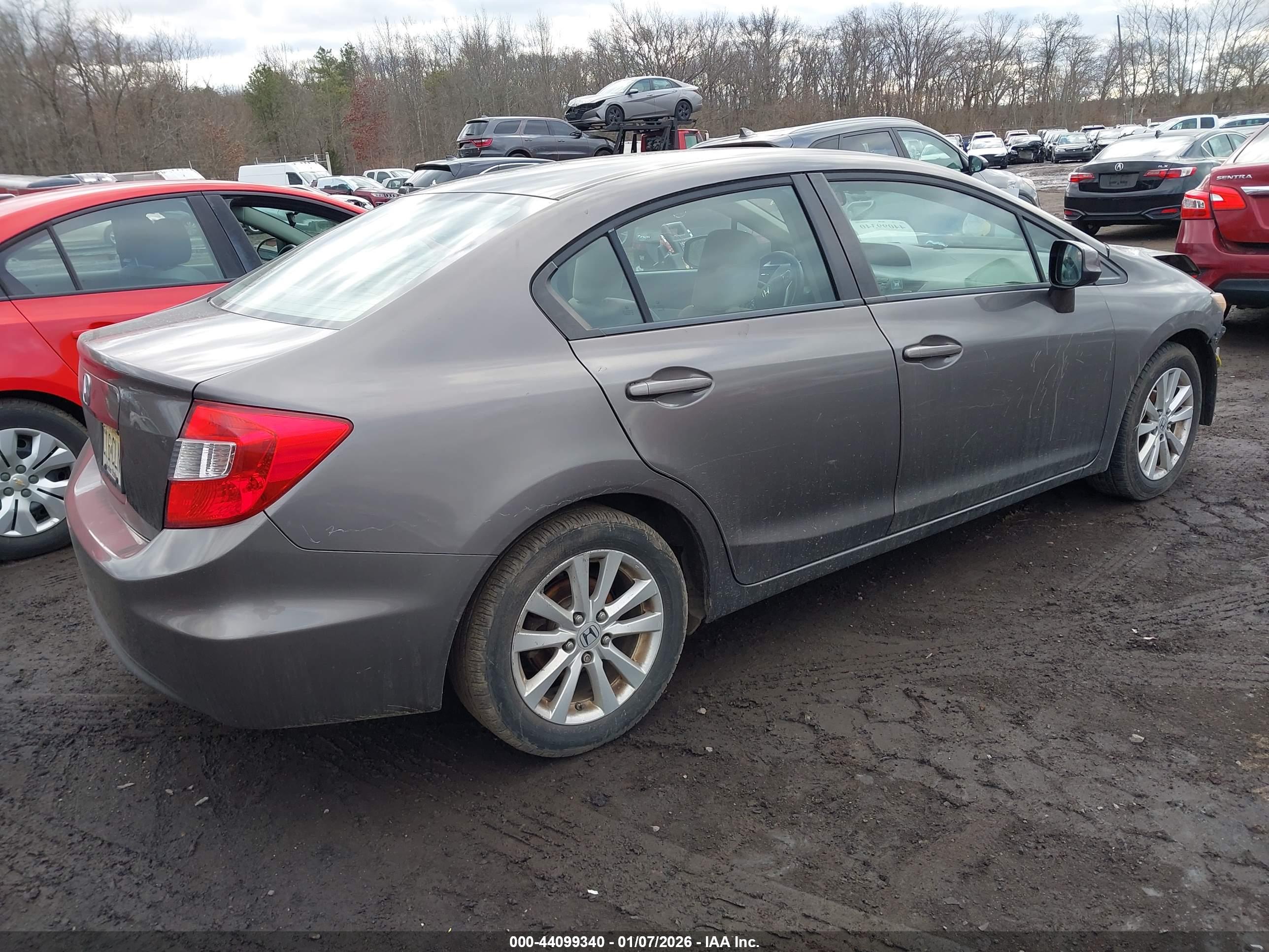 HONDA CIVIC image 4
