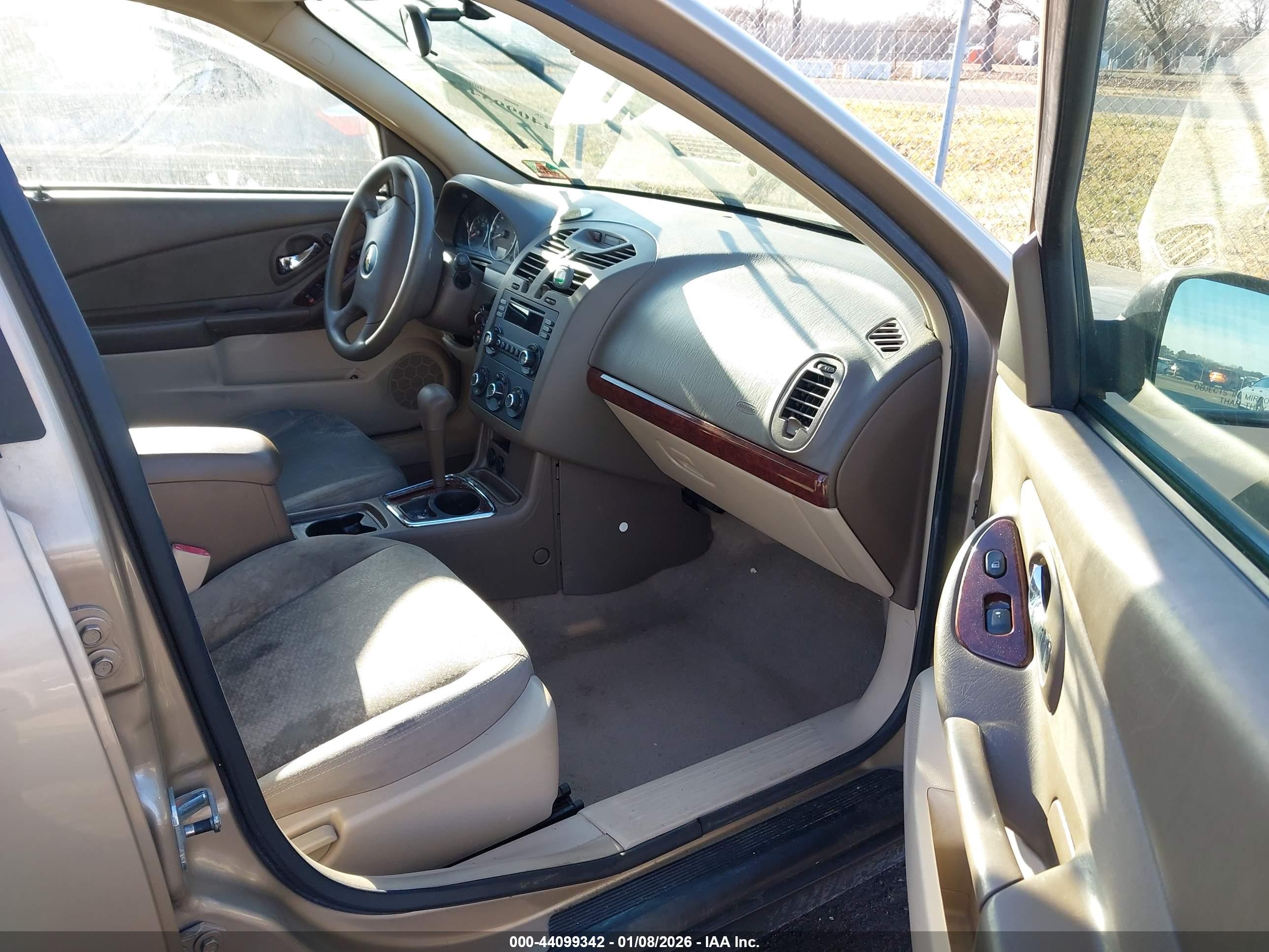 CHEVROLET MALIBU image 5