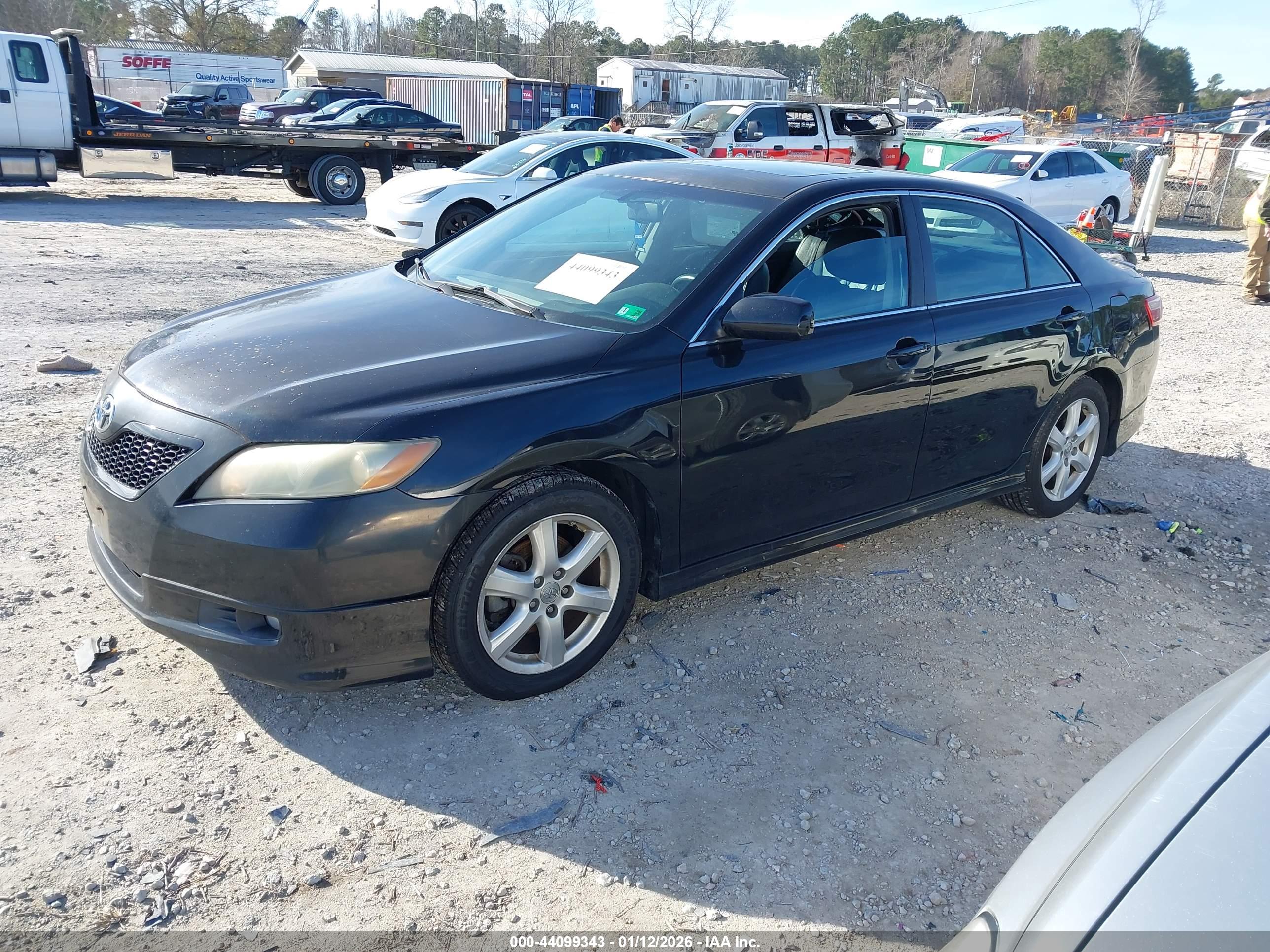 TOYOTA CAMRY image 2