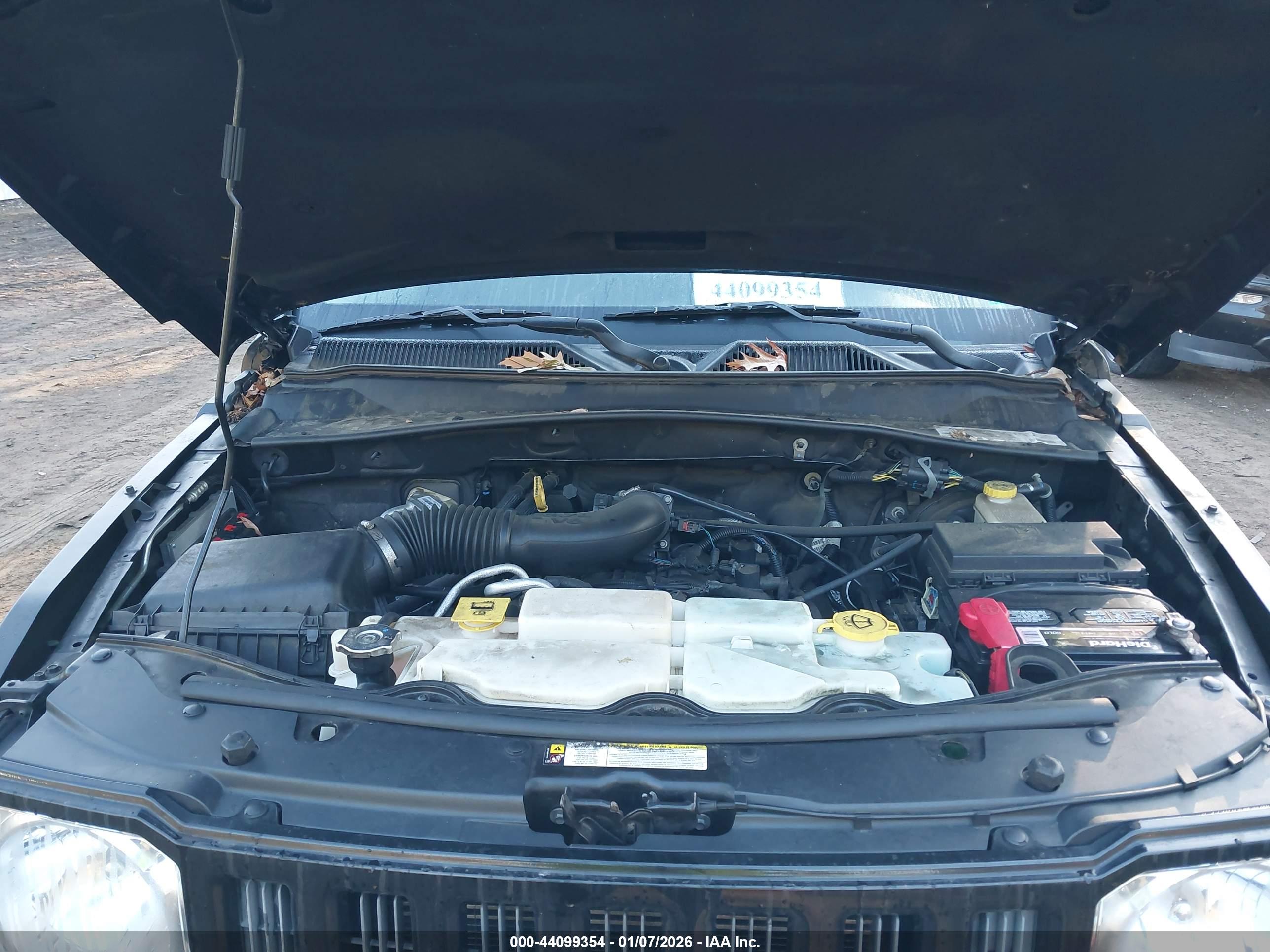 JEEP LIBERTY image 10