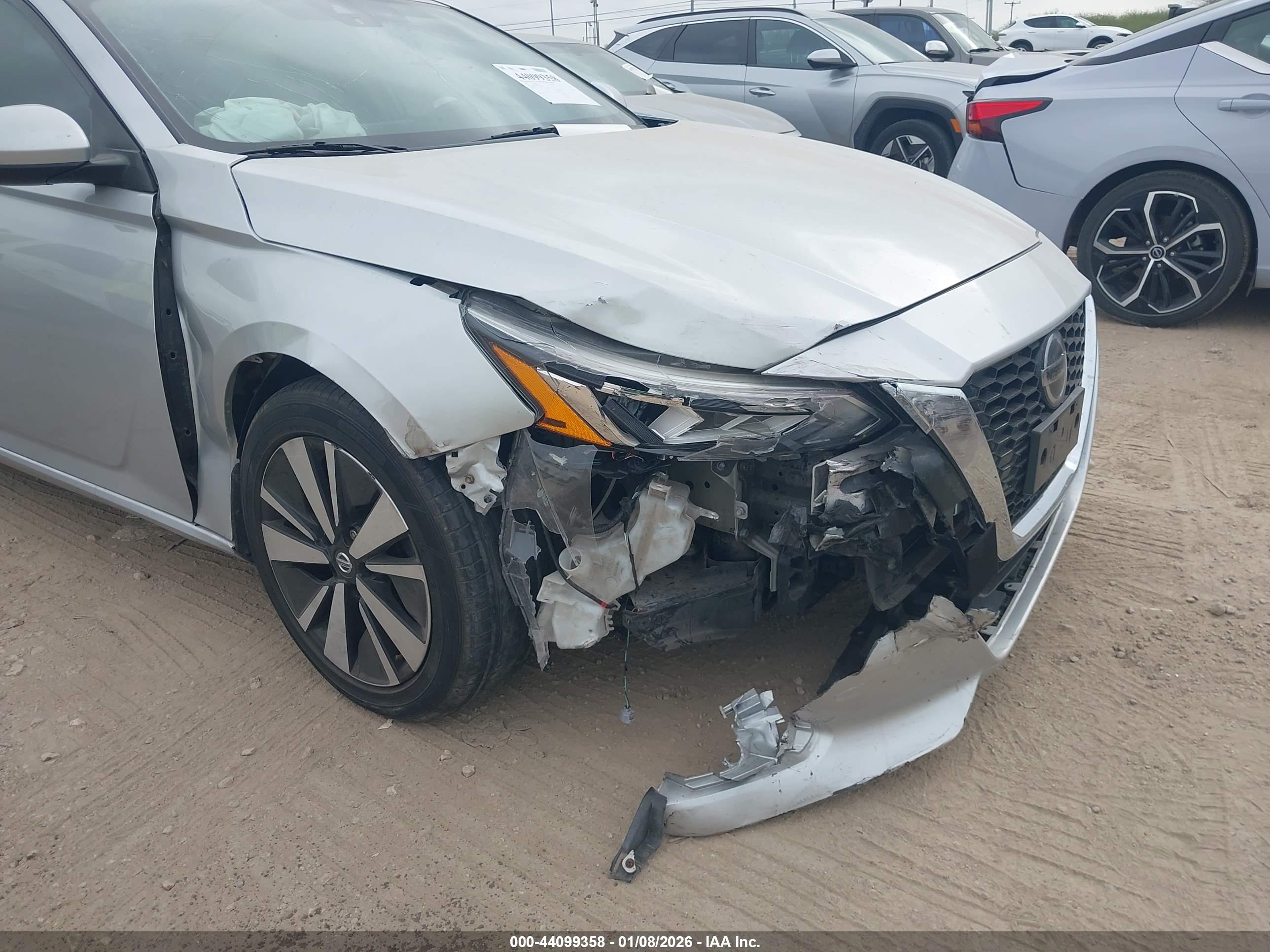 NISSAN ALTIMA image 6