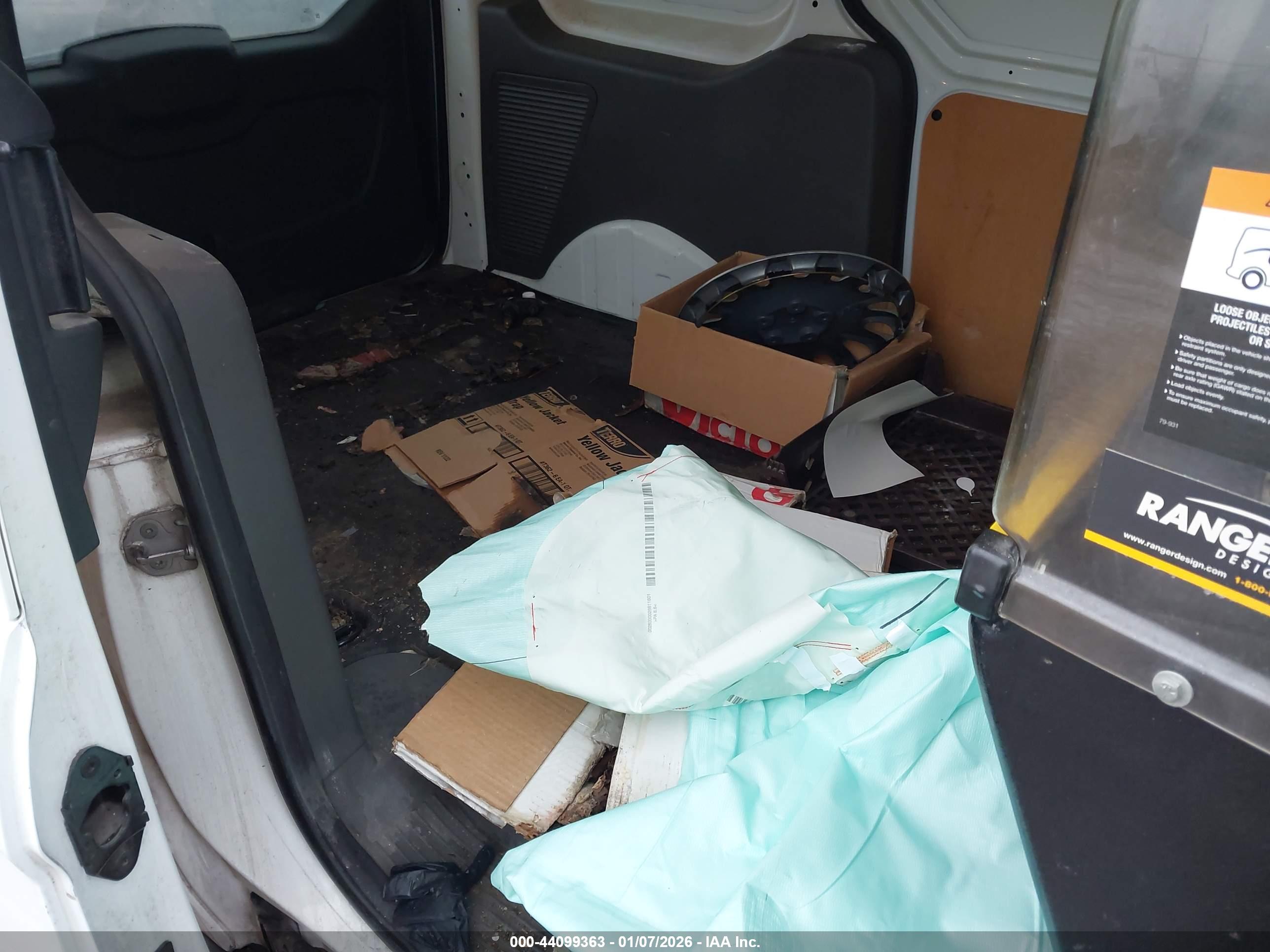 FORD TRANSIT image 8