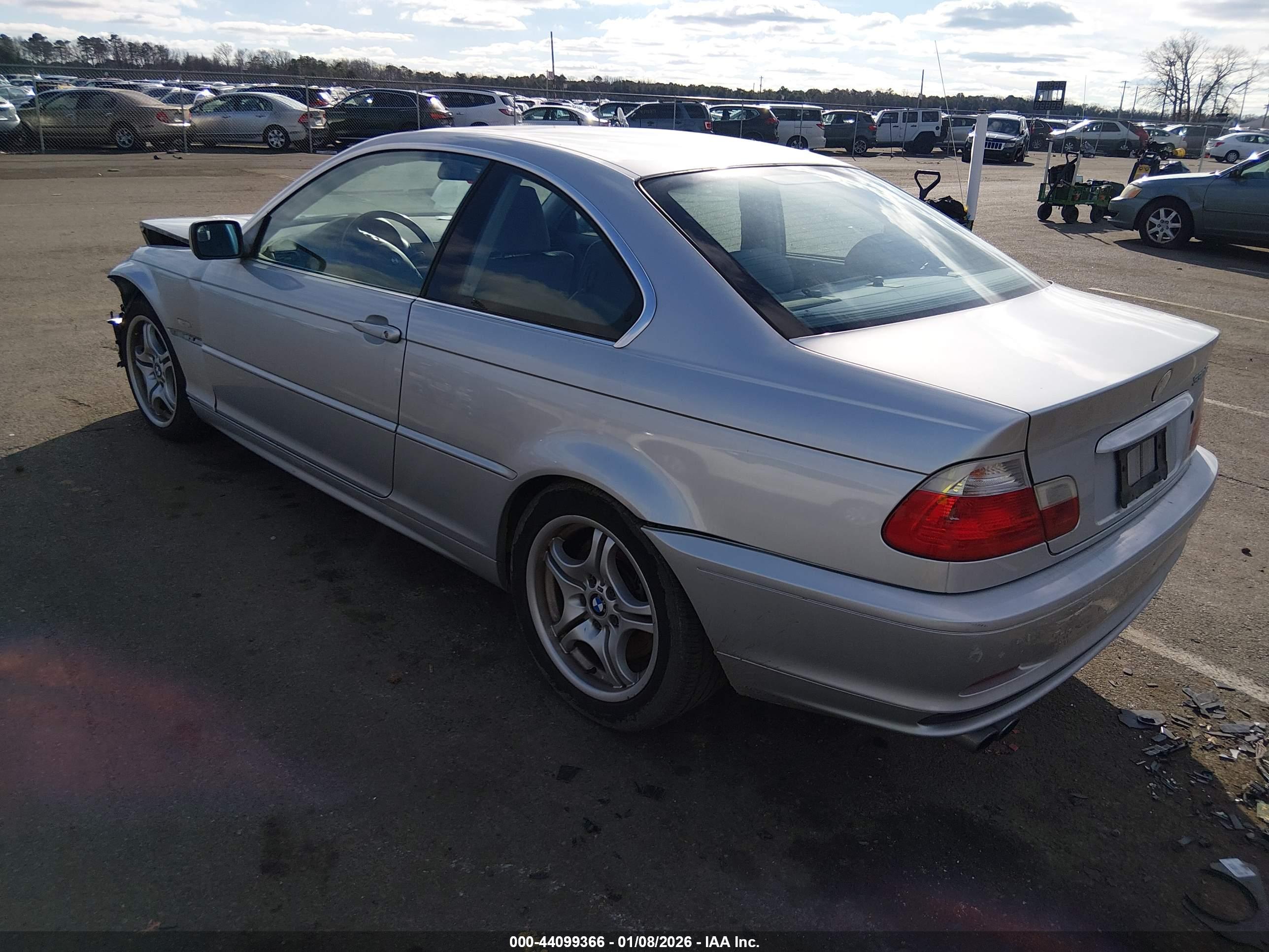 BMW 330CI image 3