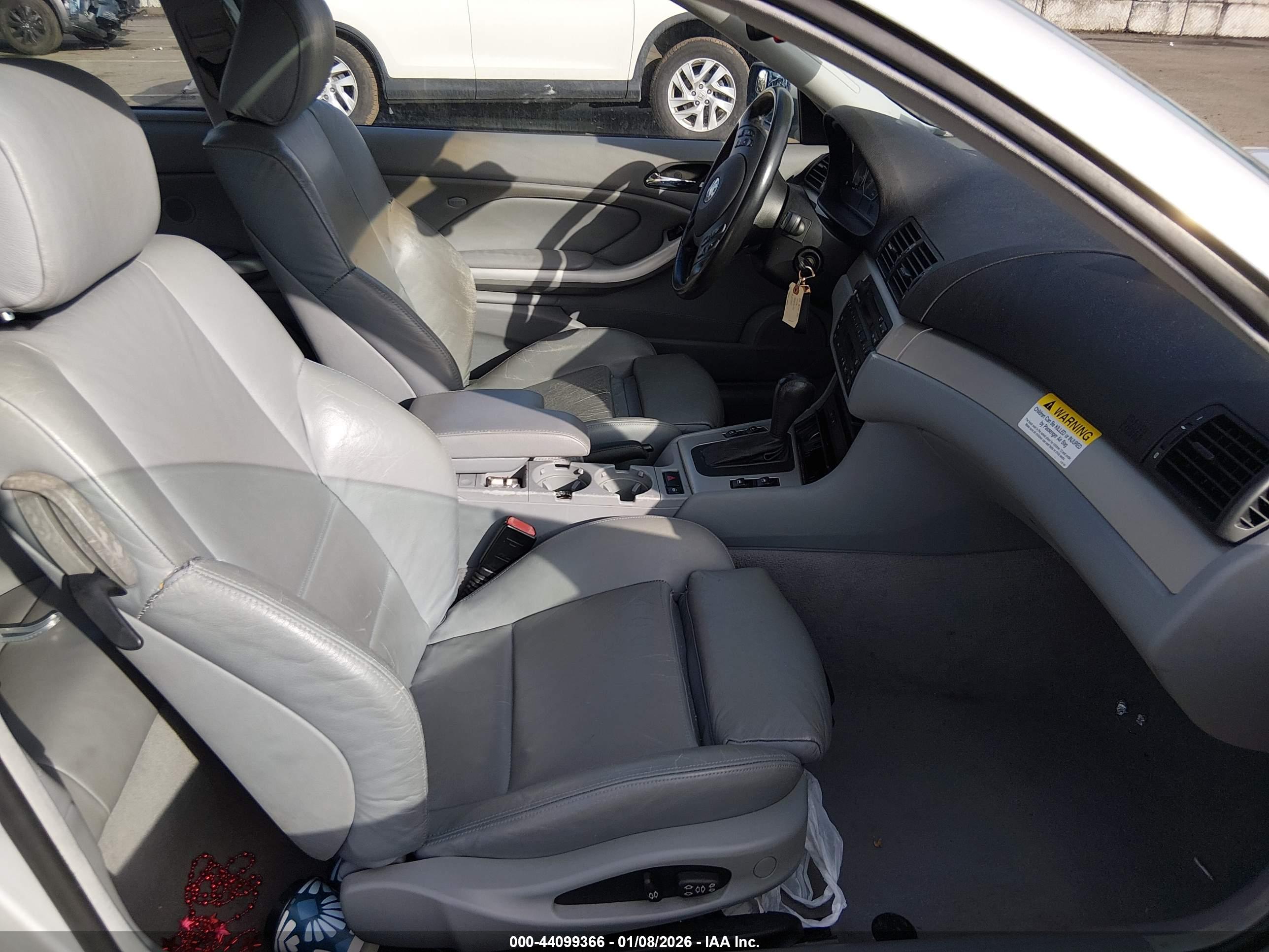 BMW 330CI image 5
