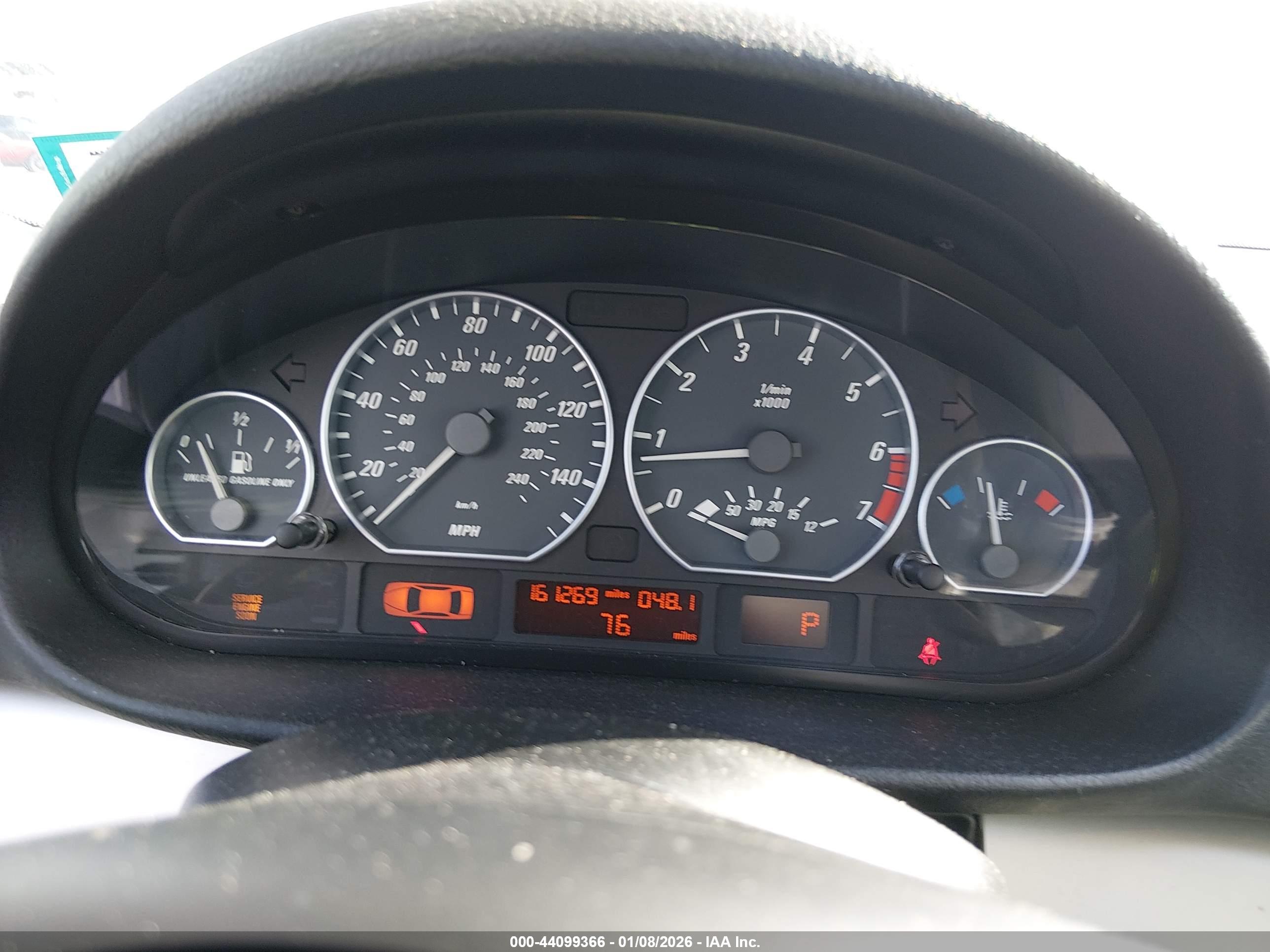 BMW 330CI image 7