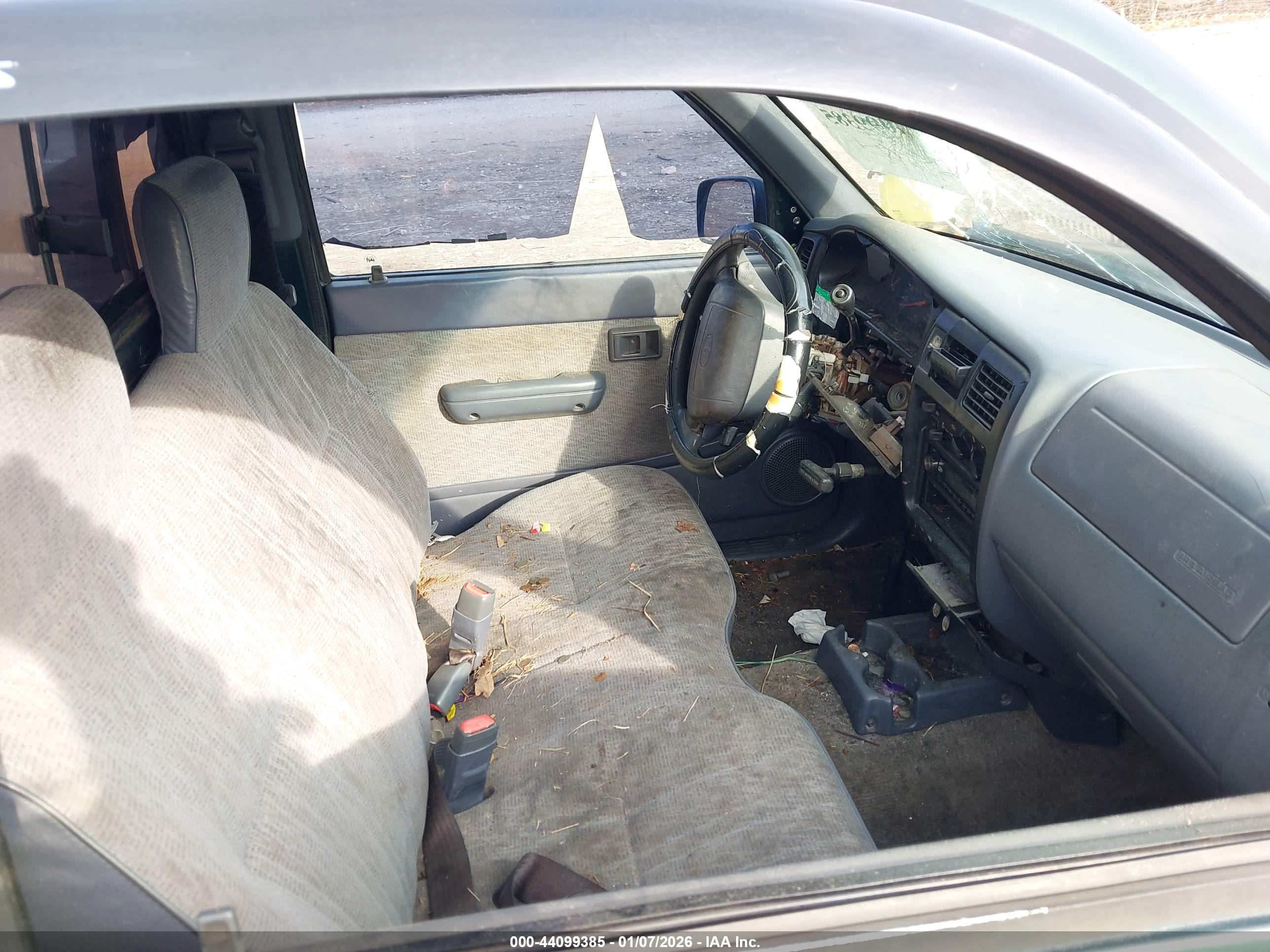 TOYOTA TACOMA image 5