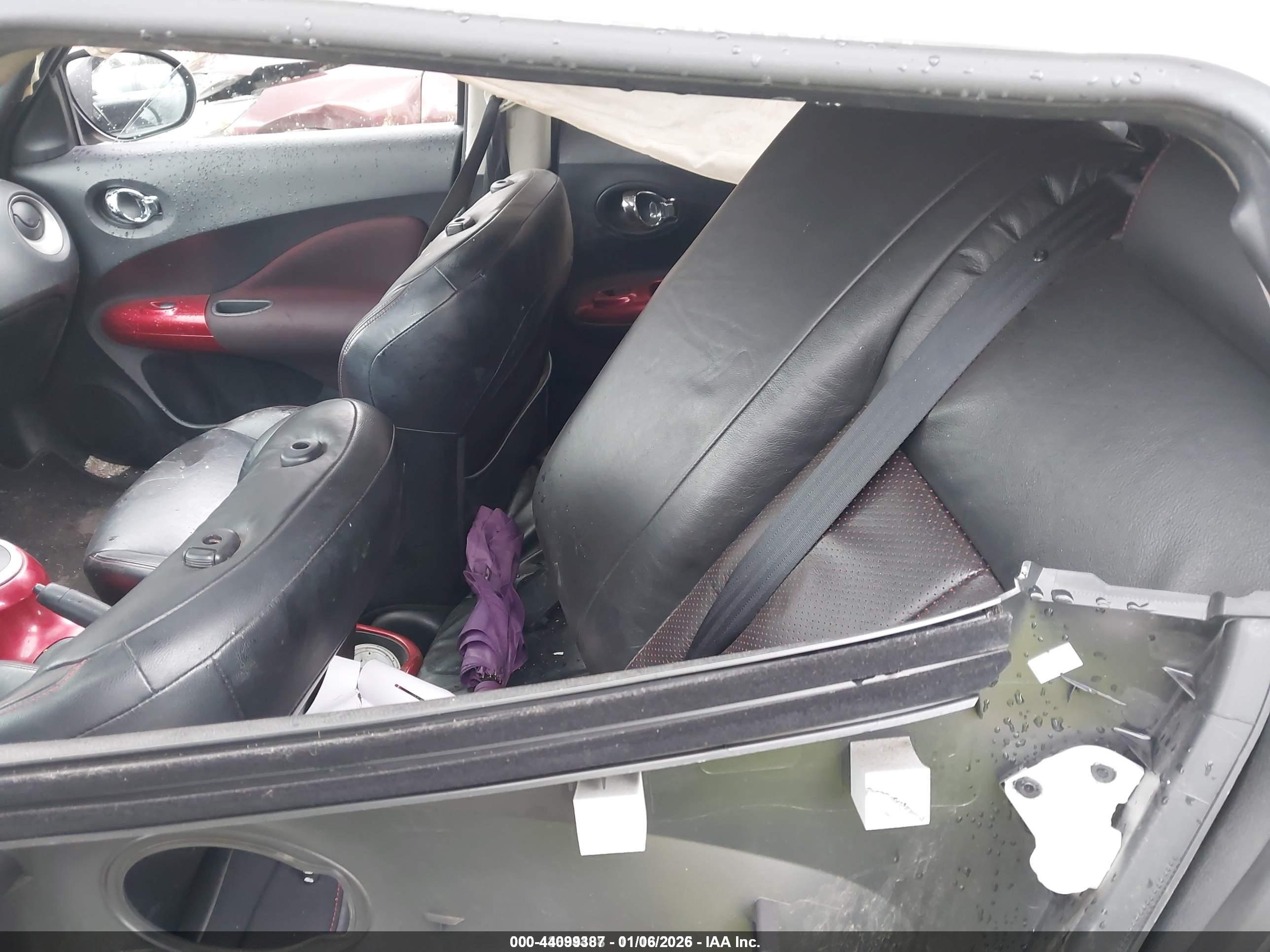 NISSAN JUKE image 8