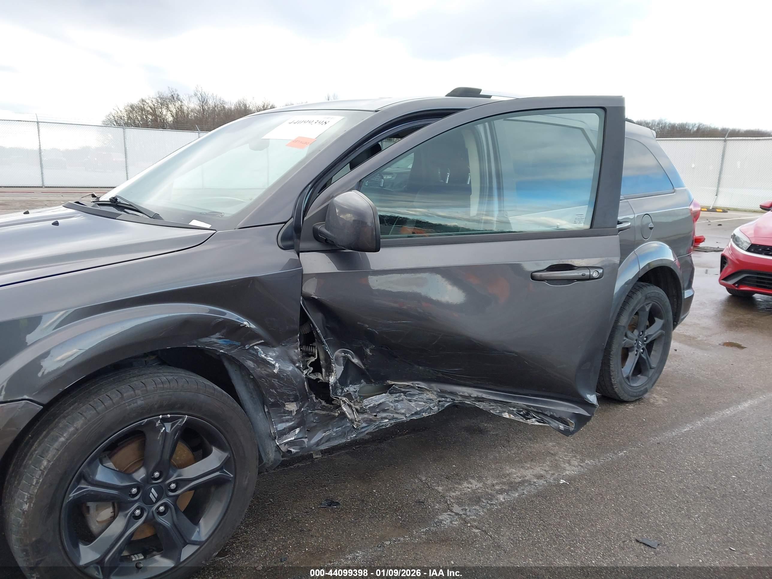DODGE JOURNEY image 6