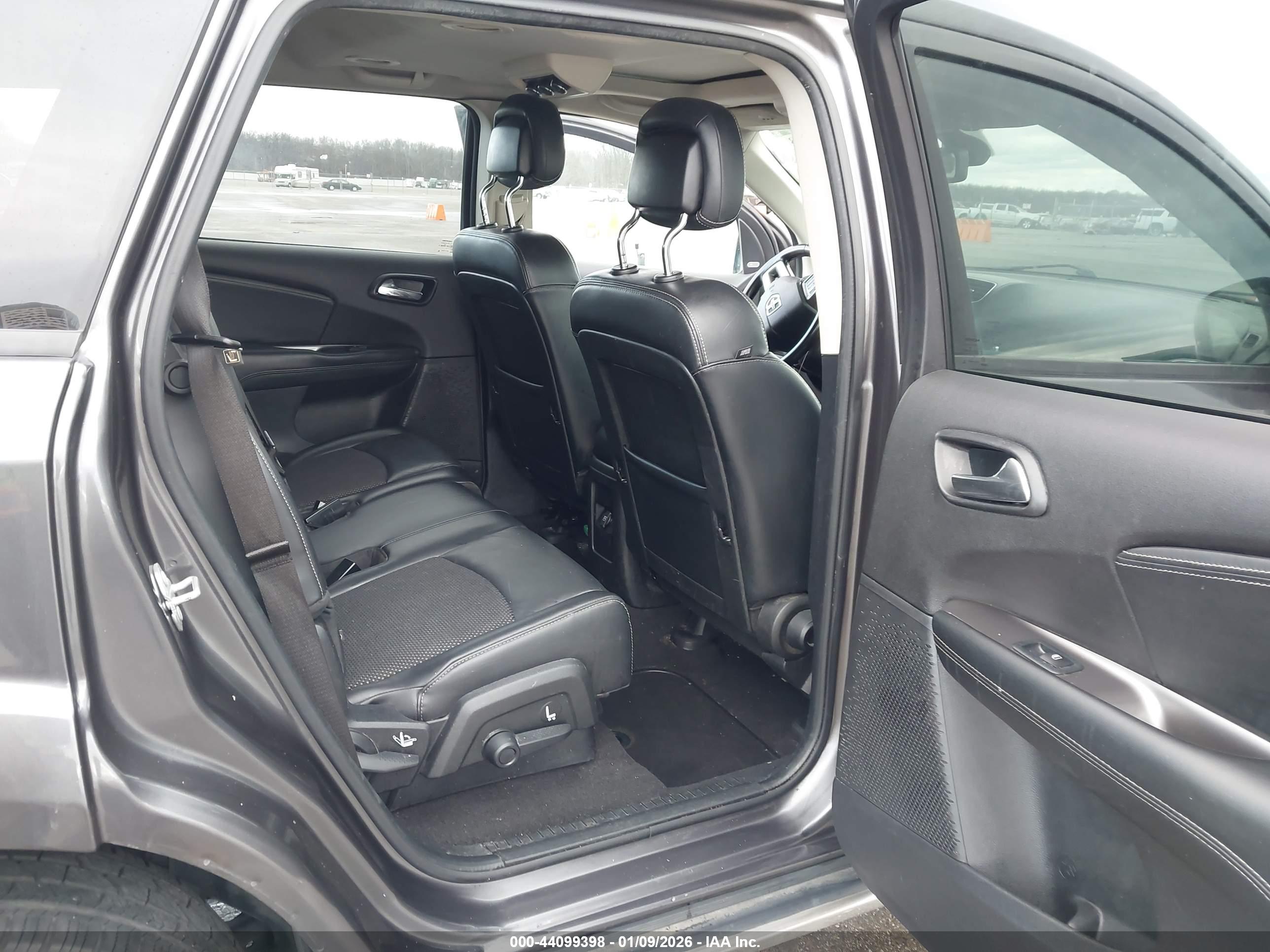 DODGE JOURNEY image 8