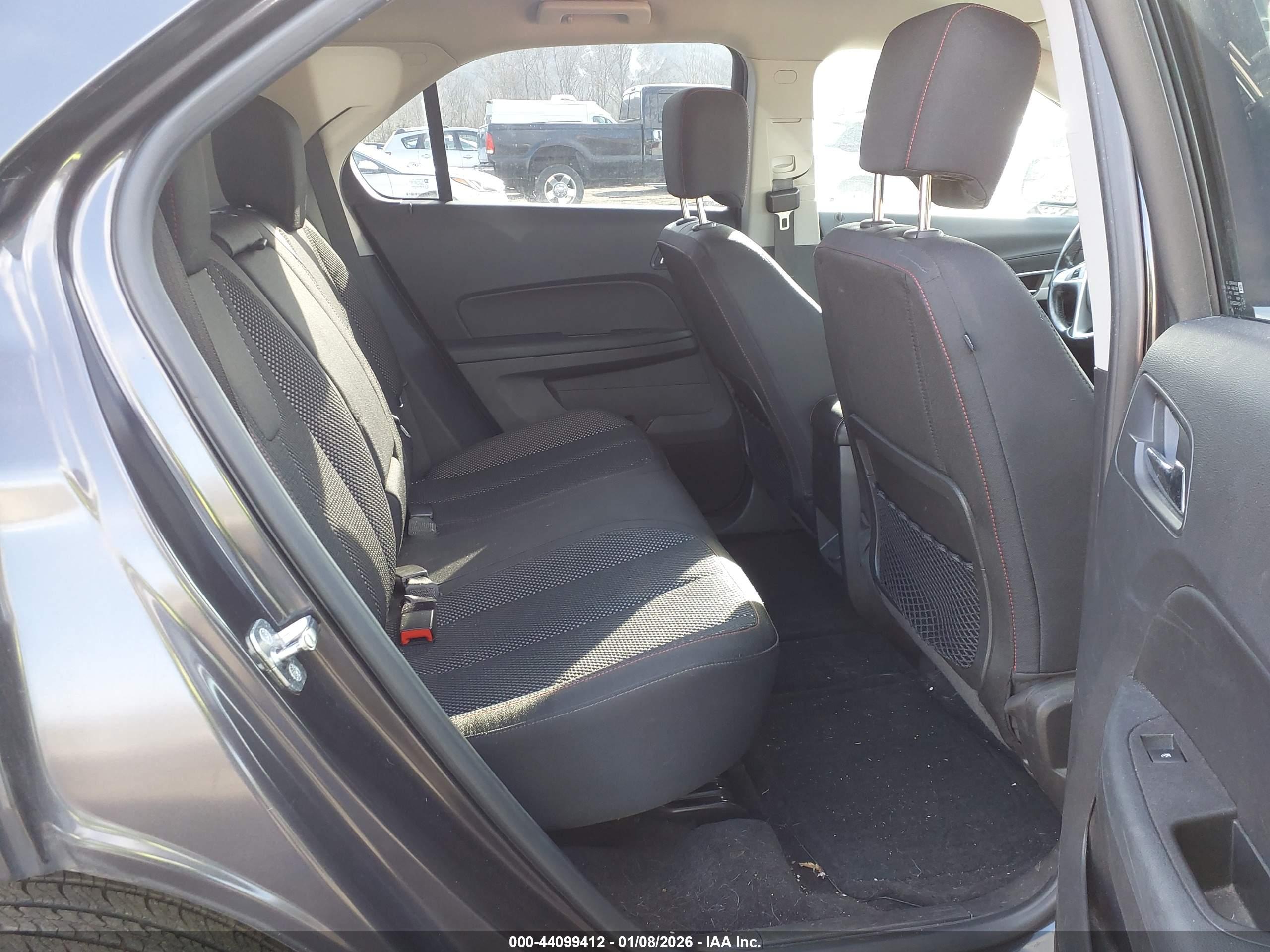 CHEVROLET EQUINOX image 8