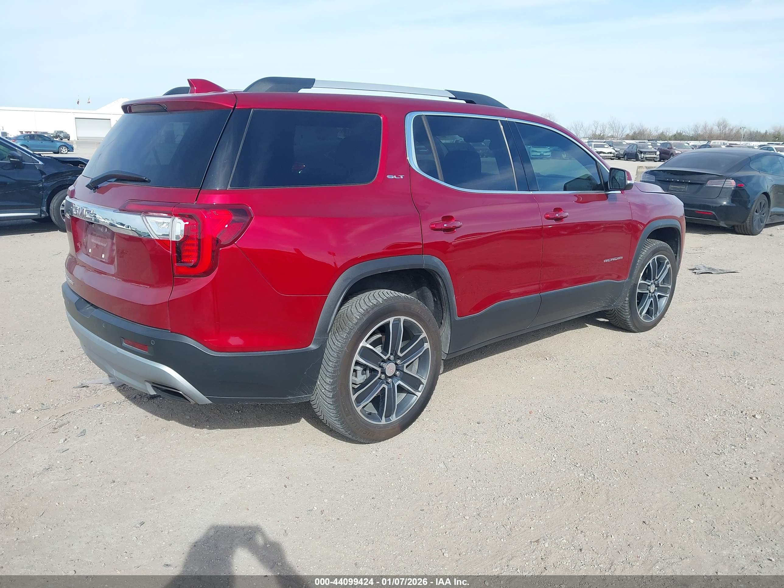 GMC ACADIA image 4