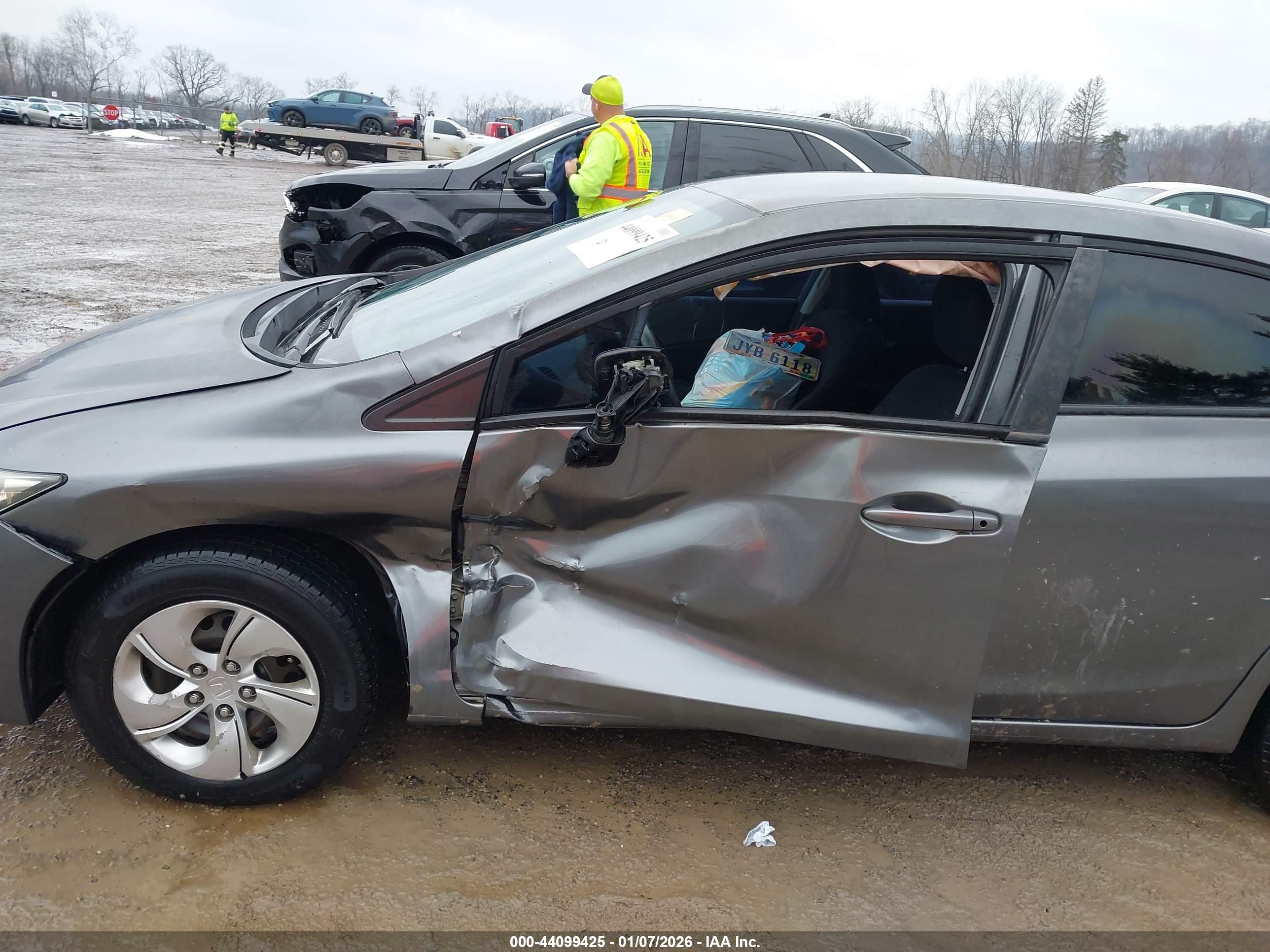 HONDA CIVIC image 6