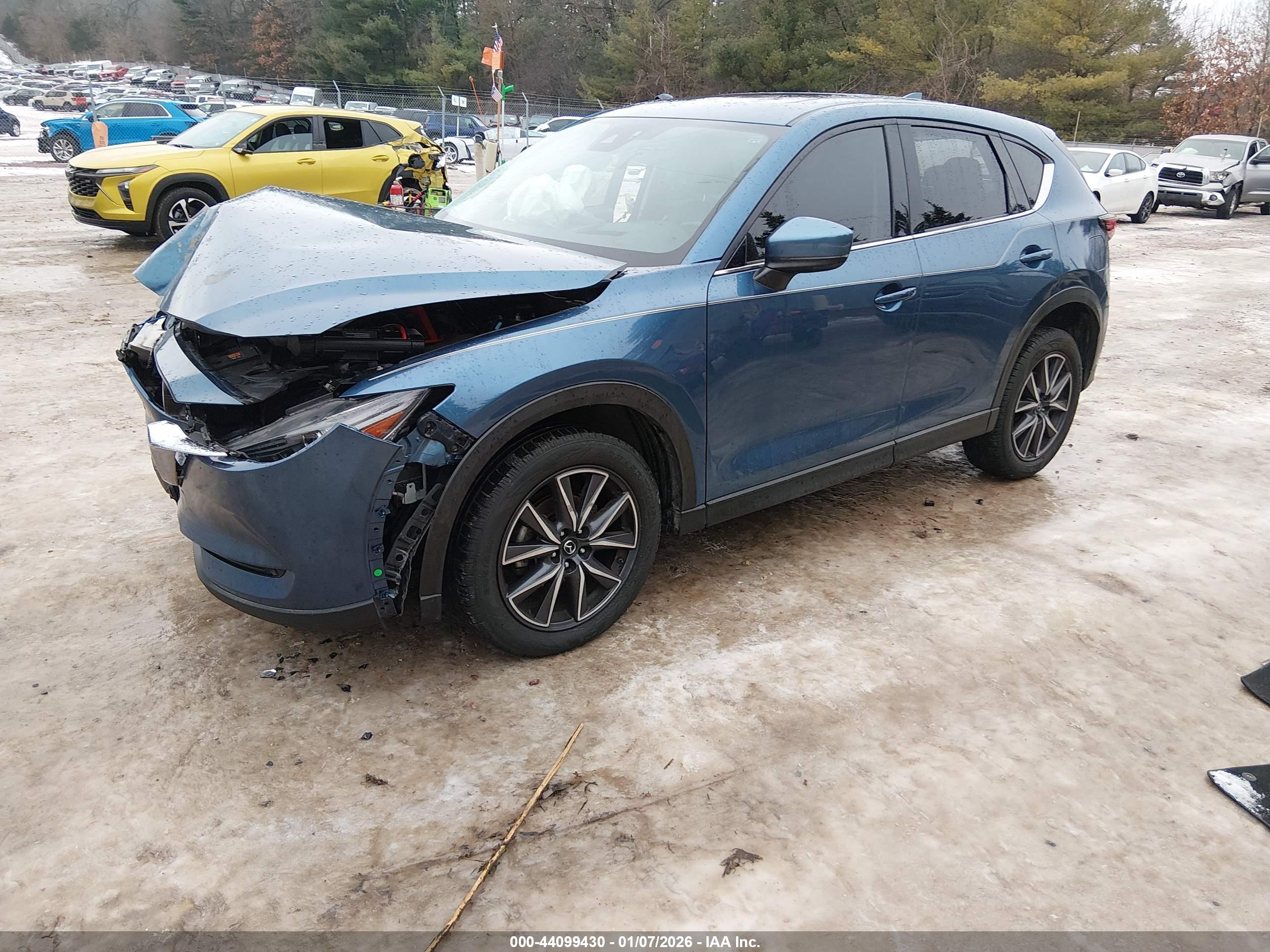 MAZDA CX-5 image 2