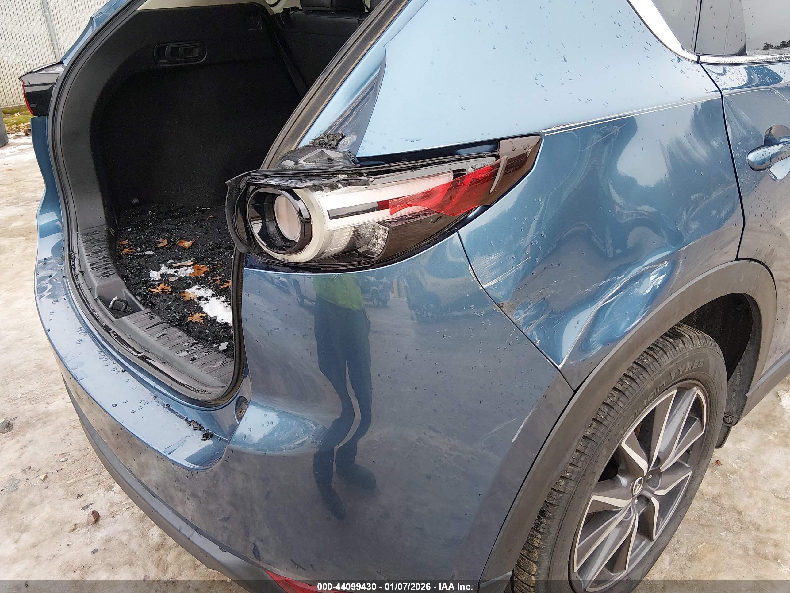 MAZDA CX-5 image 6