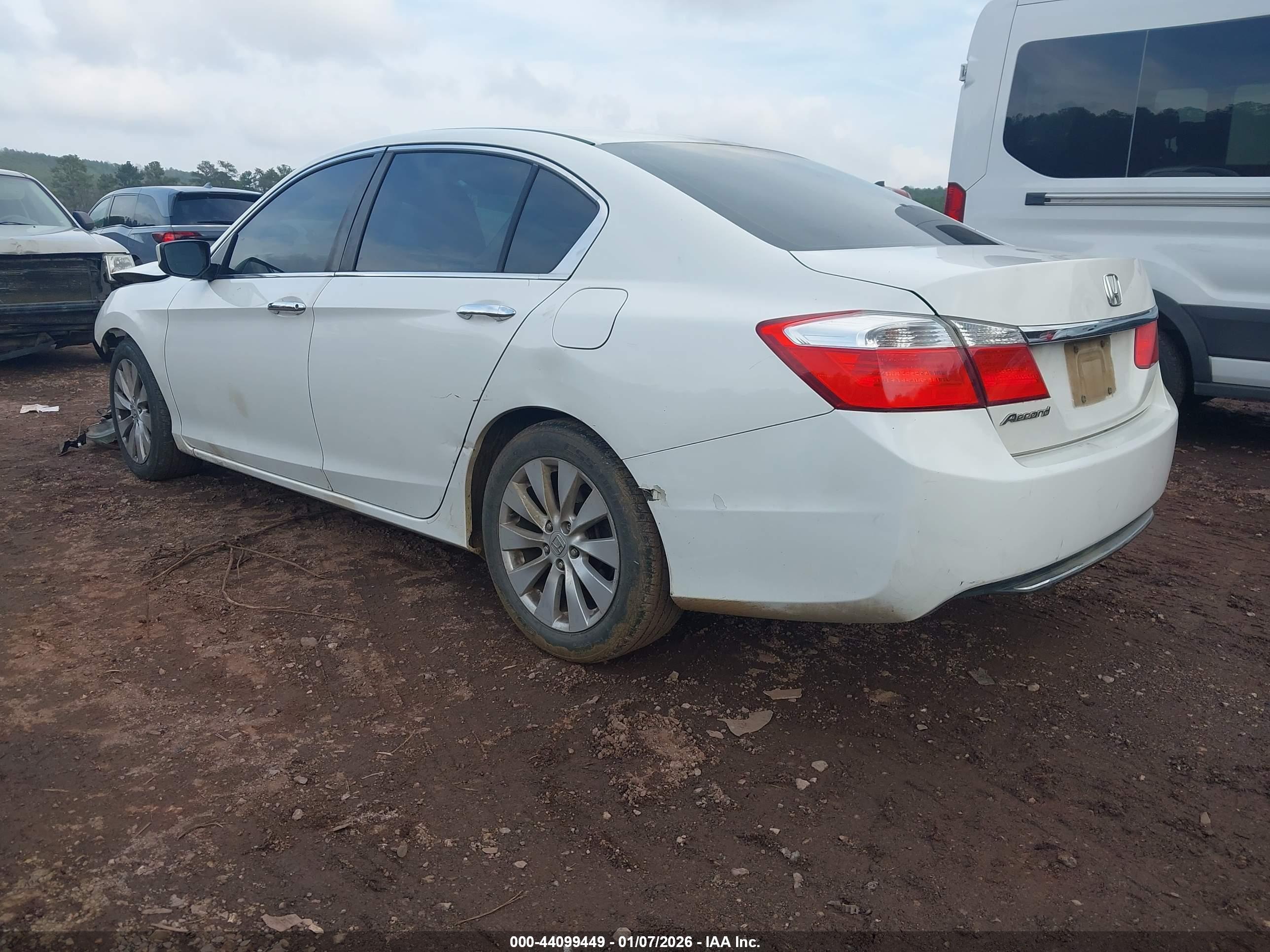 HONDA ACCORD image 3
