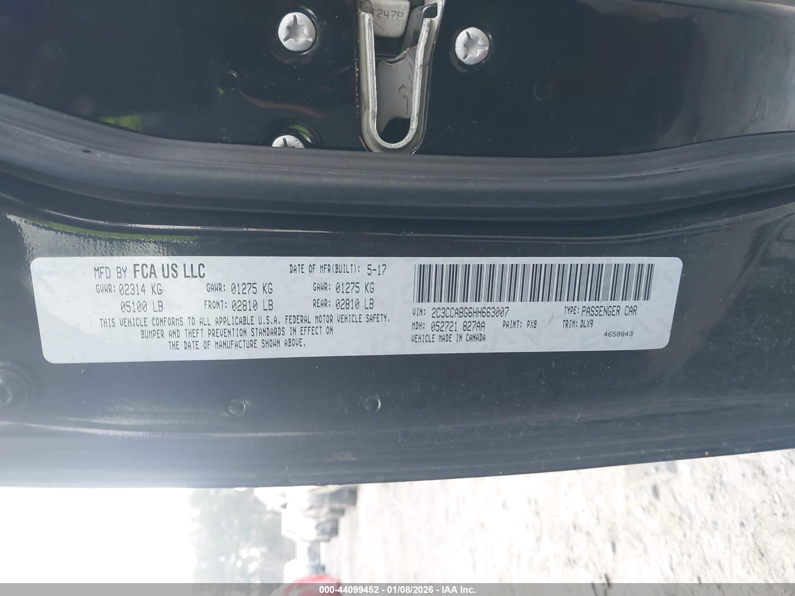 CHRYSLER 300 image 9