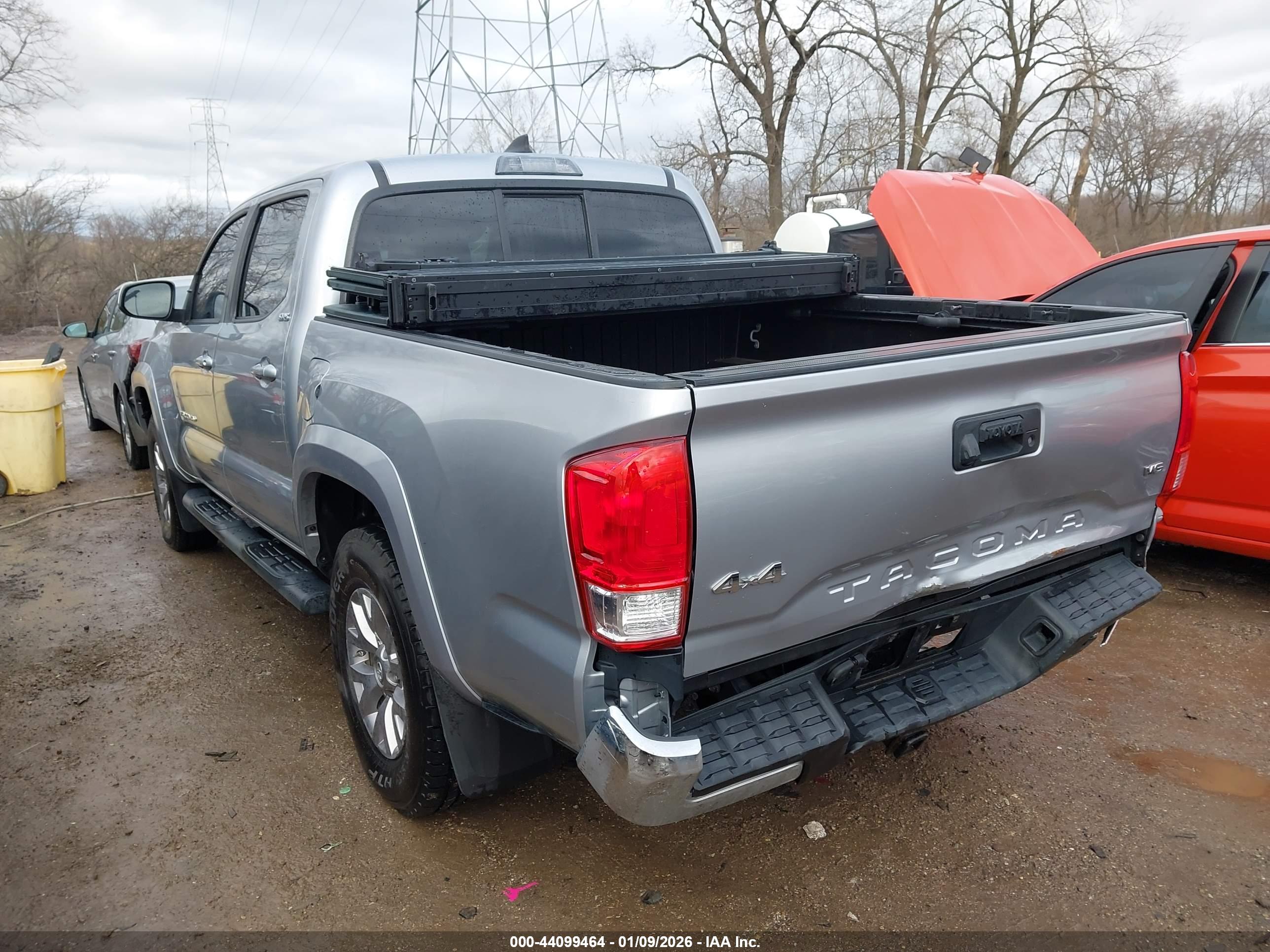 TOYOTA TACOMA image 3