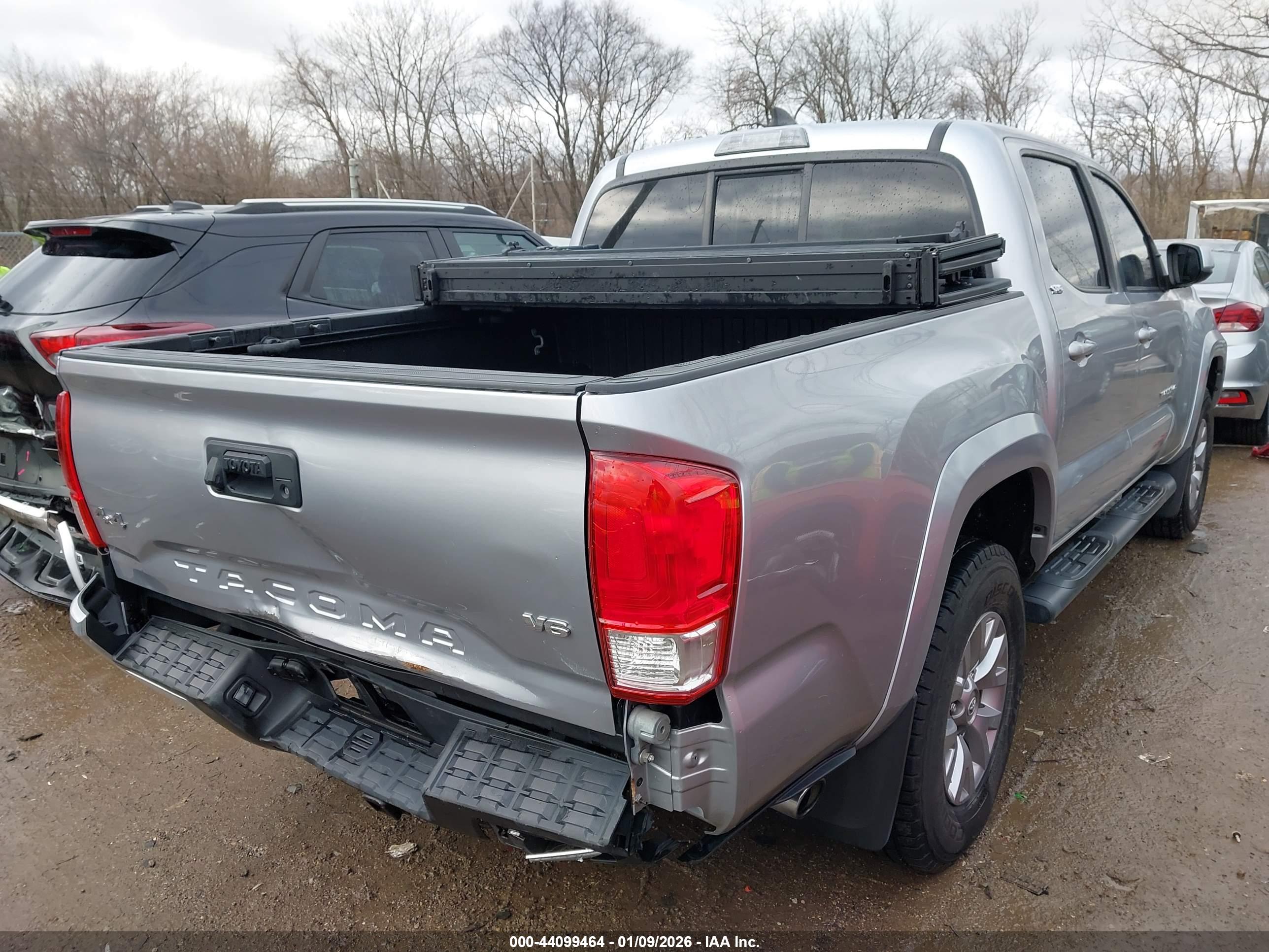 TOYOTA TACOMA image 4