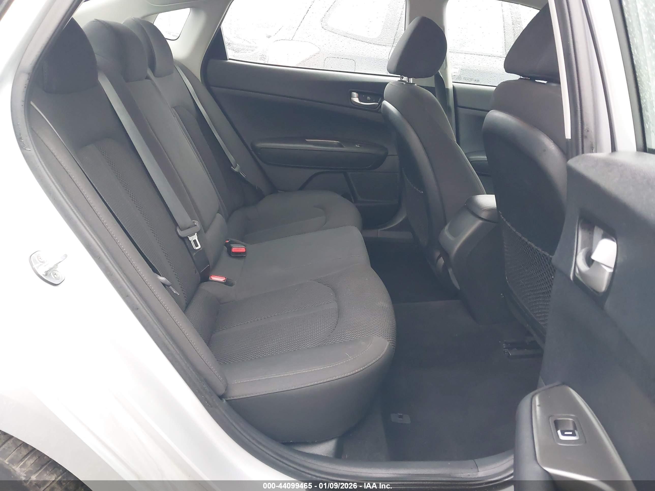 KIA OPTIMA image 8