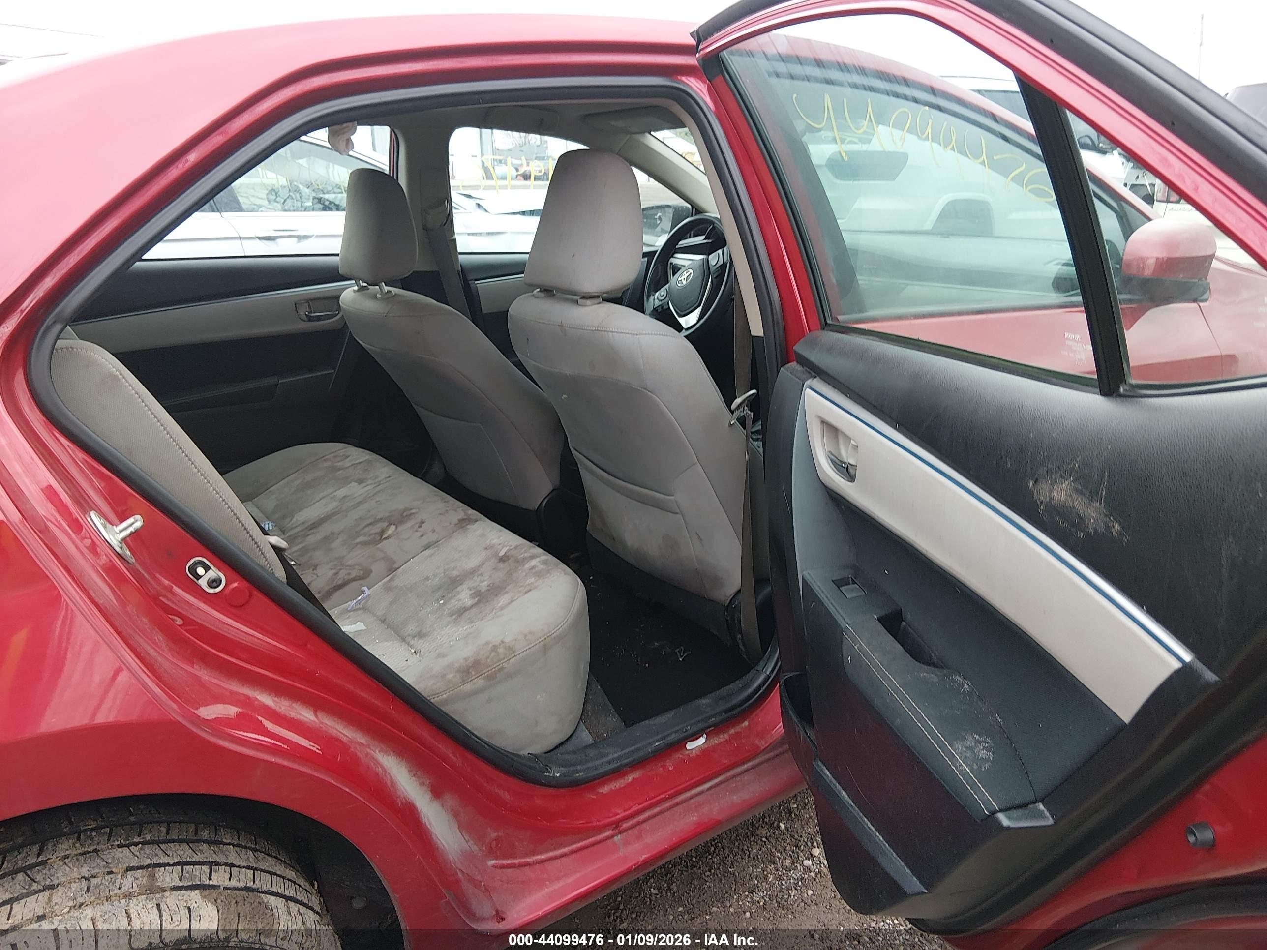 TOYOTA COROLLA image 8
