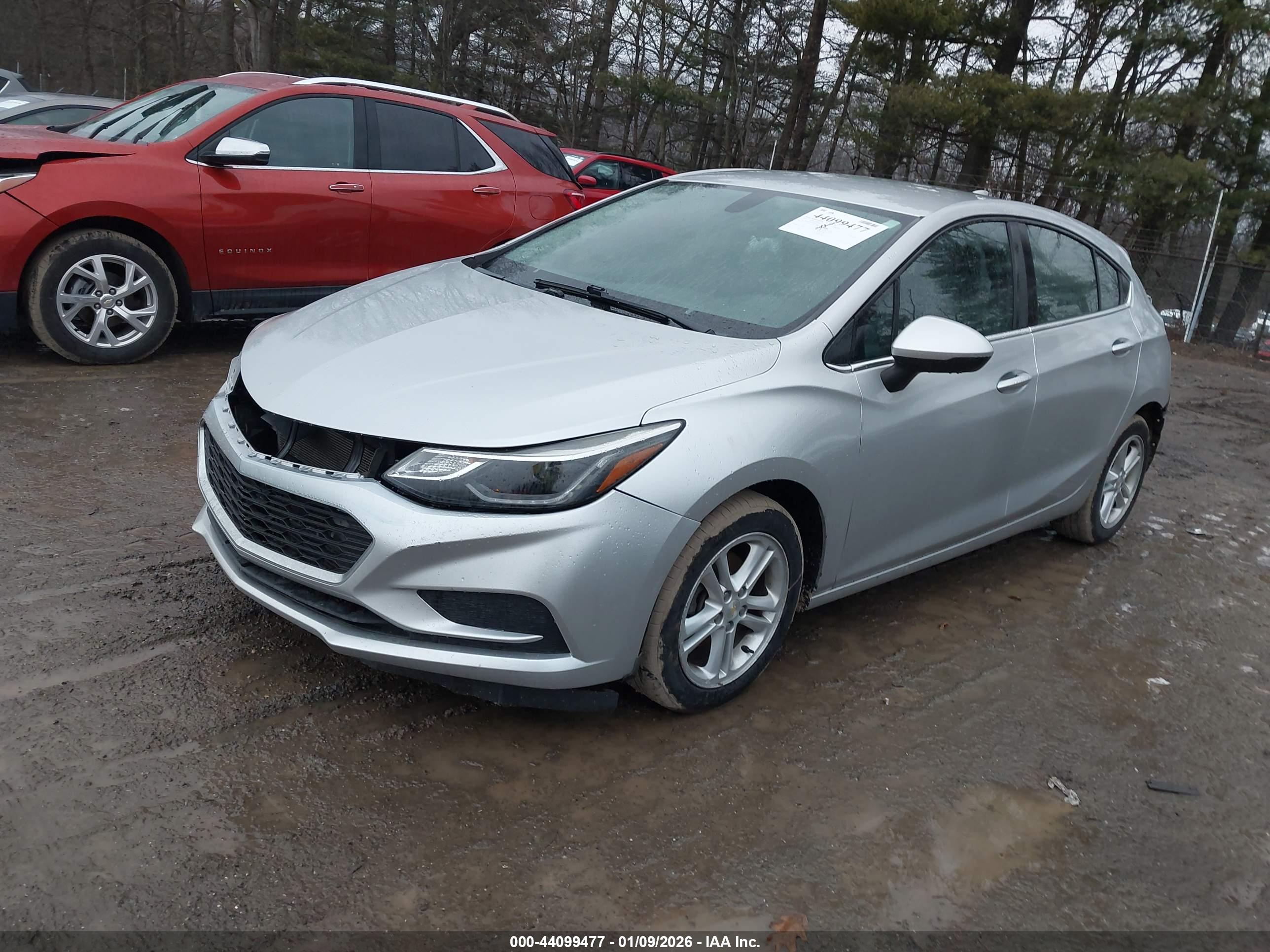 CHEVROLET CRUZE image 2