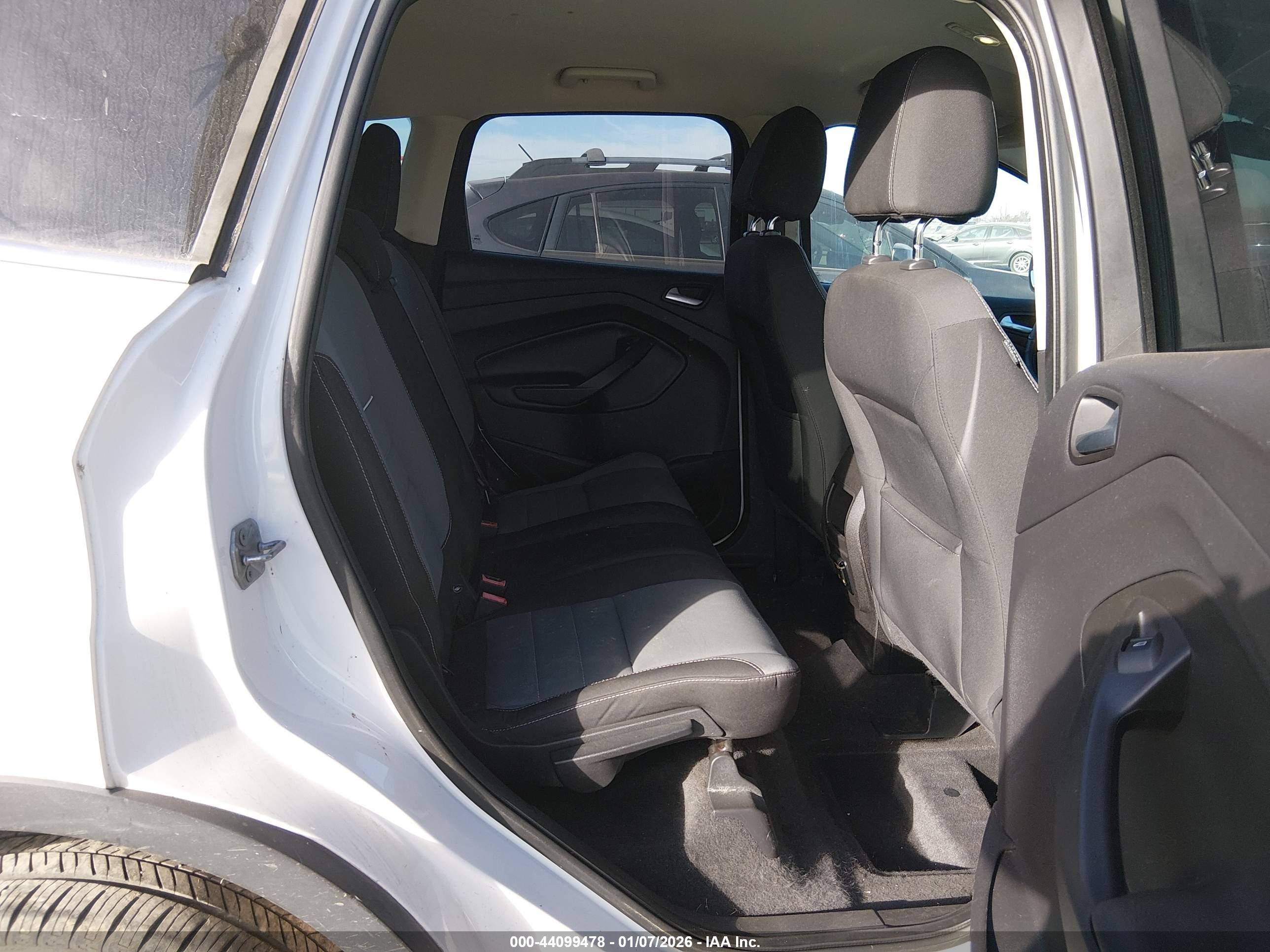 FORD ESCAPE image 8