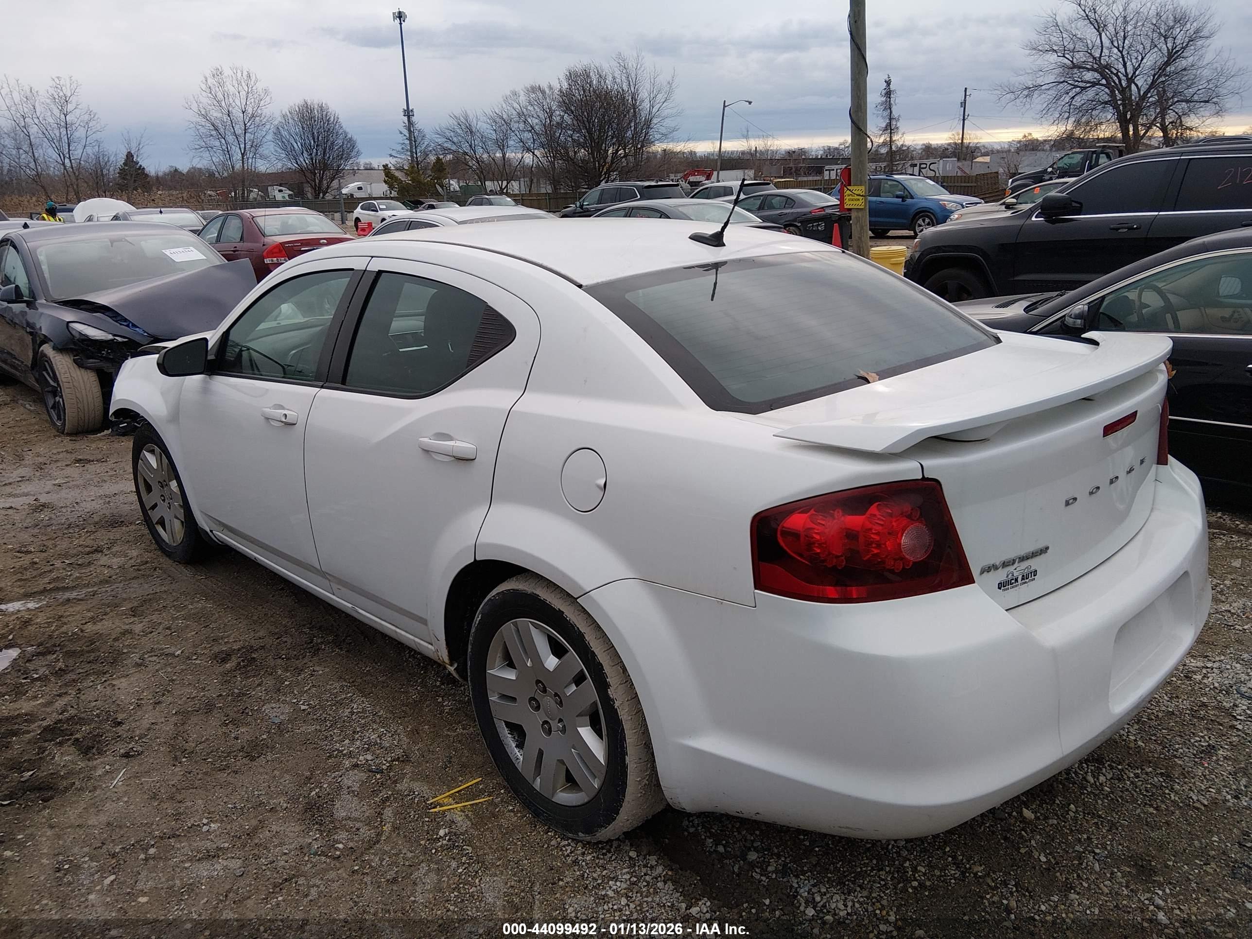 DODGE AVENGER image 3