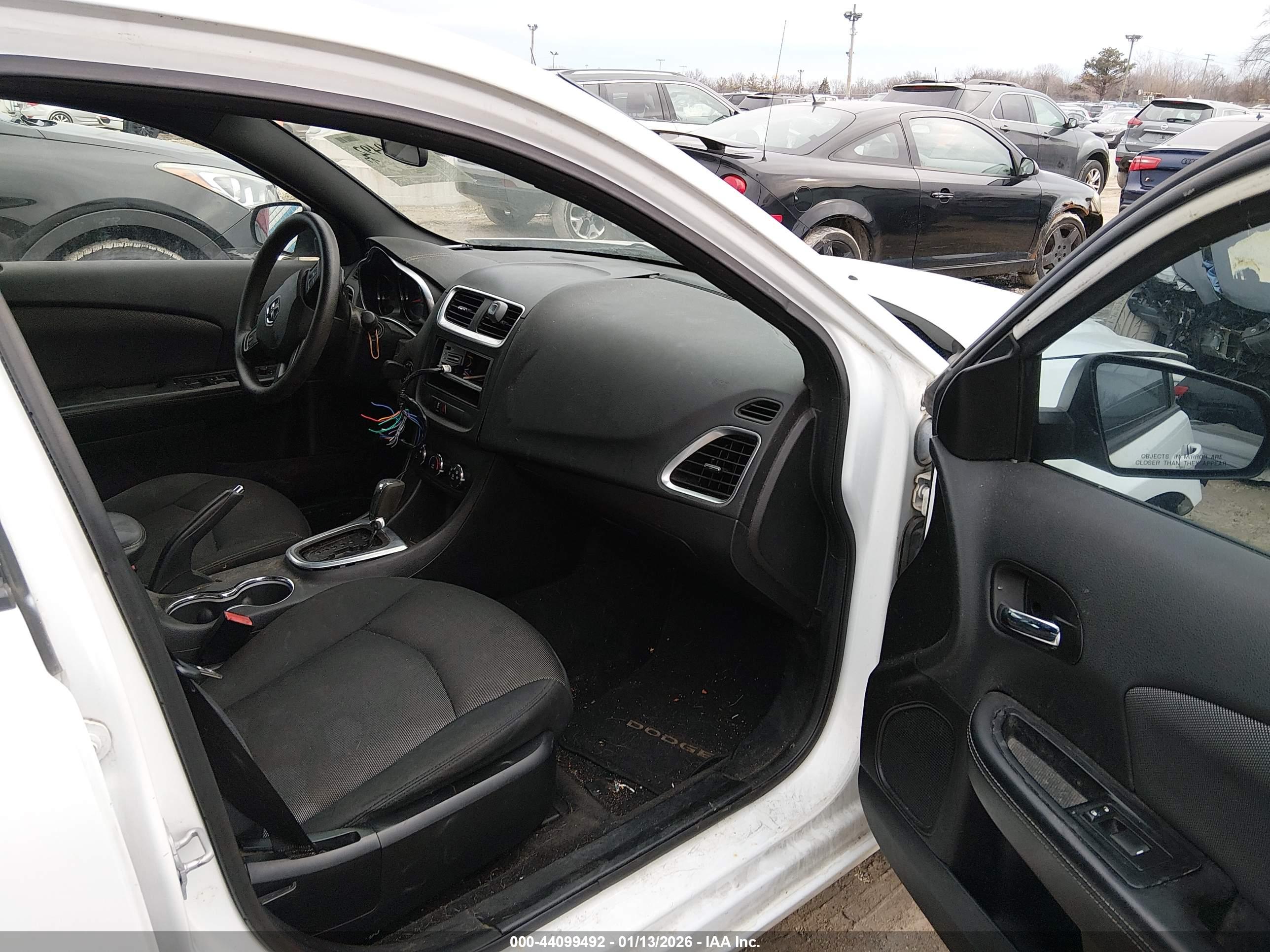 DODGE AVENGER image 5