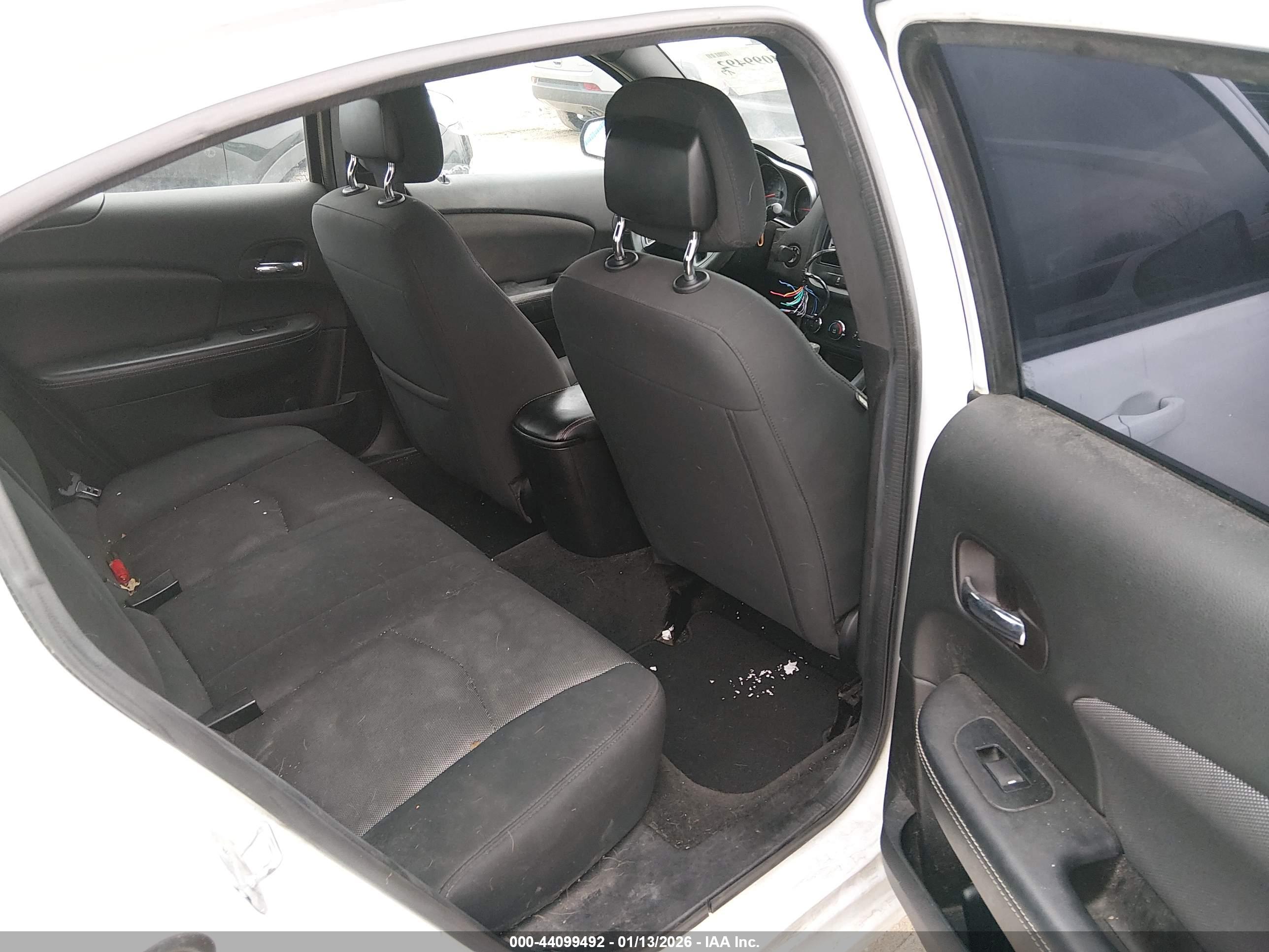 DODGE AVENGER image 8