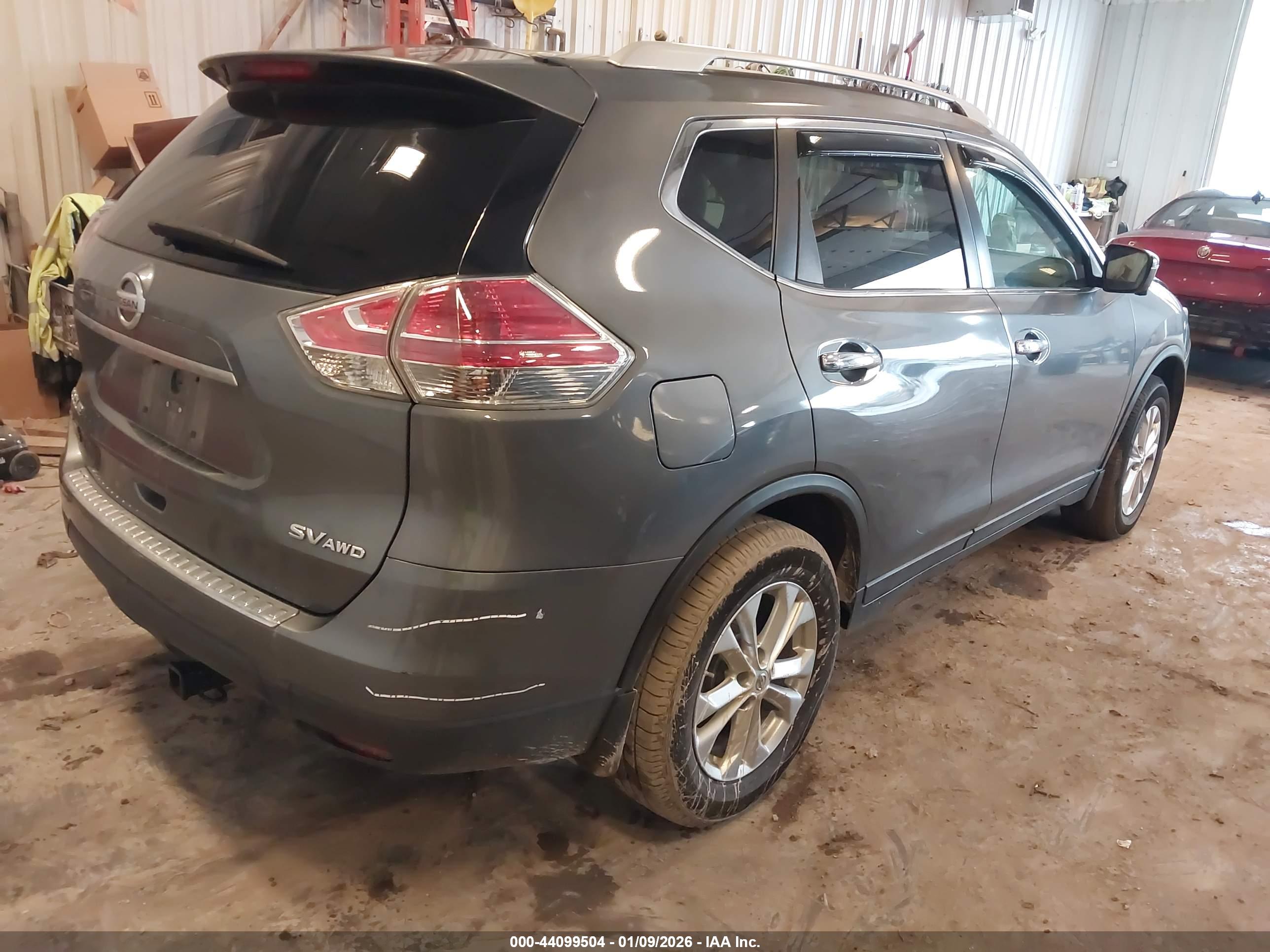 NISSAN ROGUE image 4