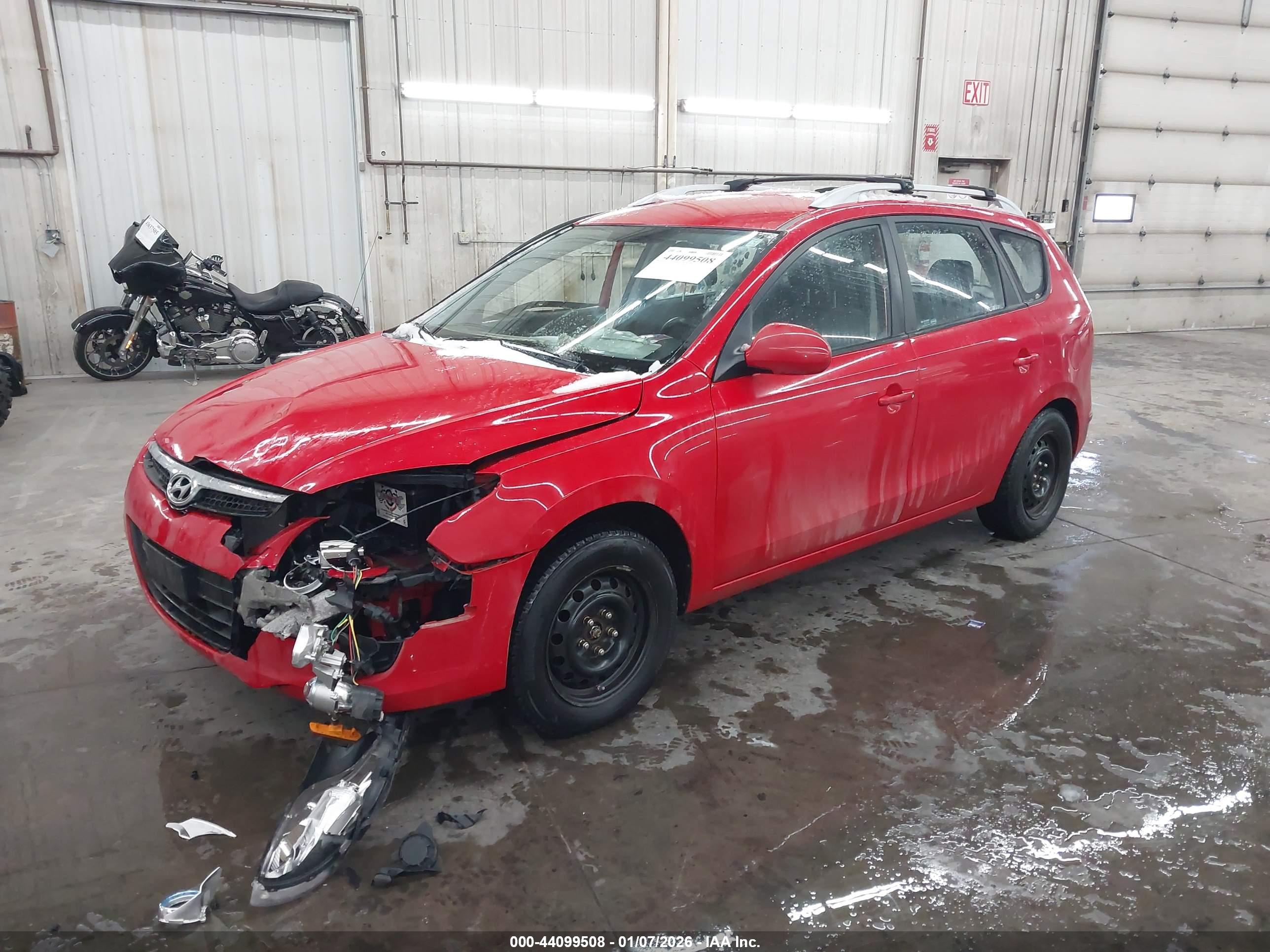 HYUNDAI ELANTRA image 2