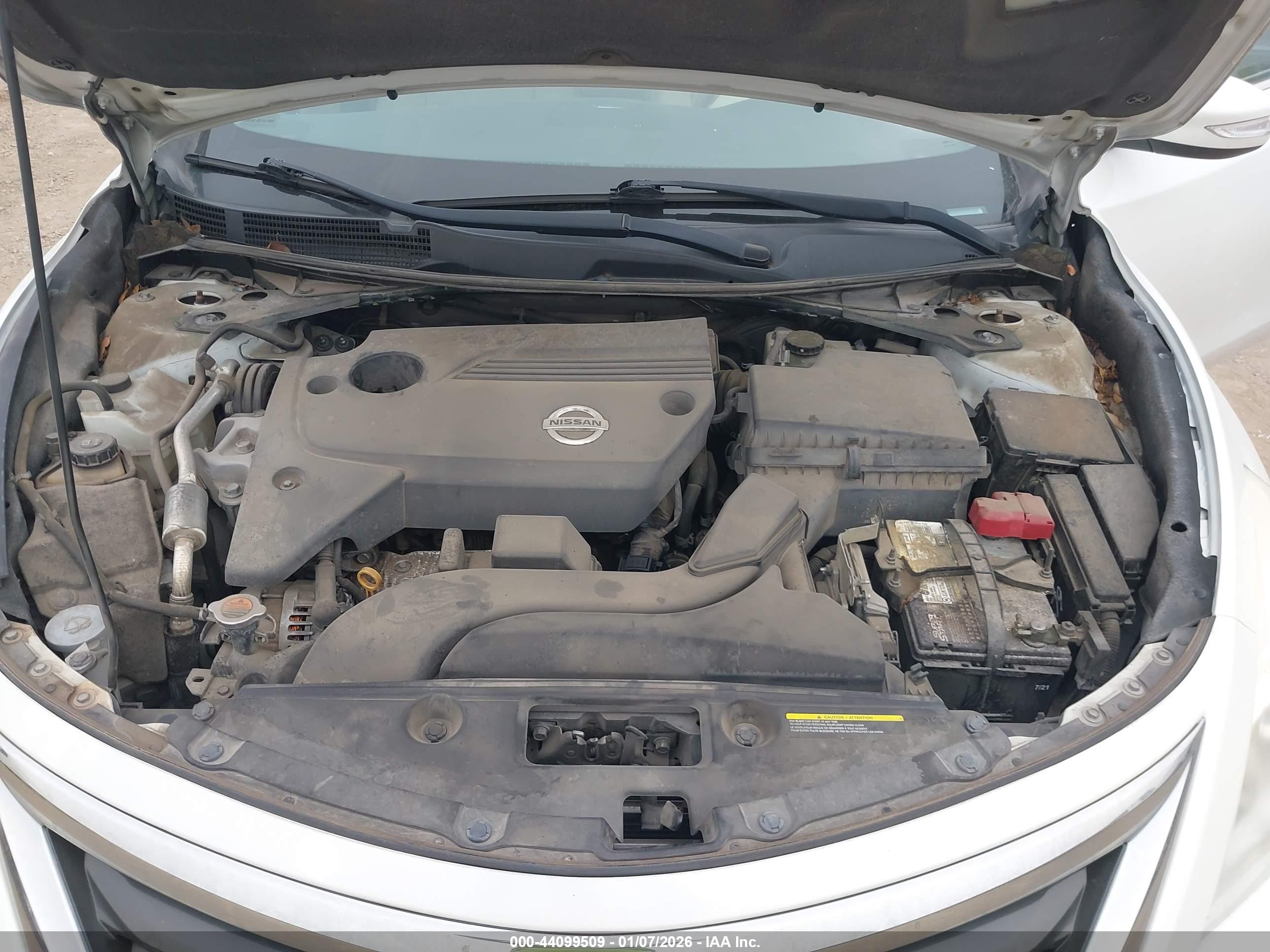 NISSAN ALTIMA image 10