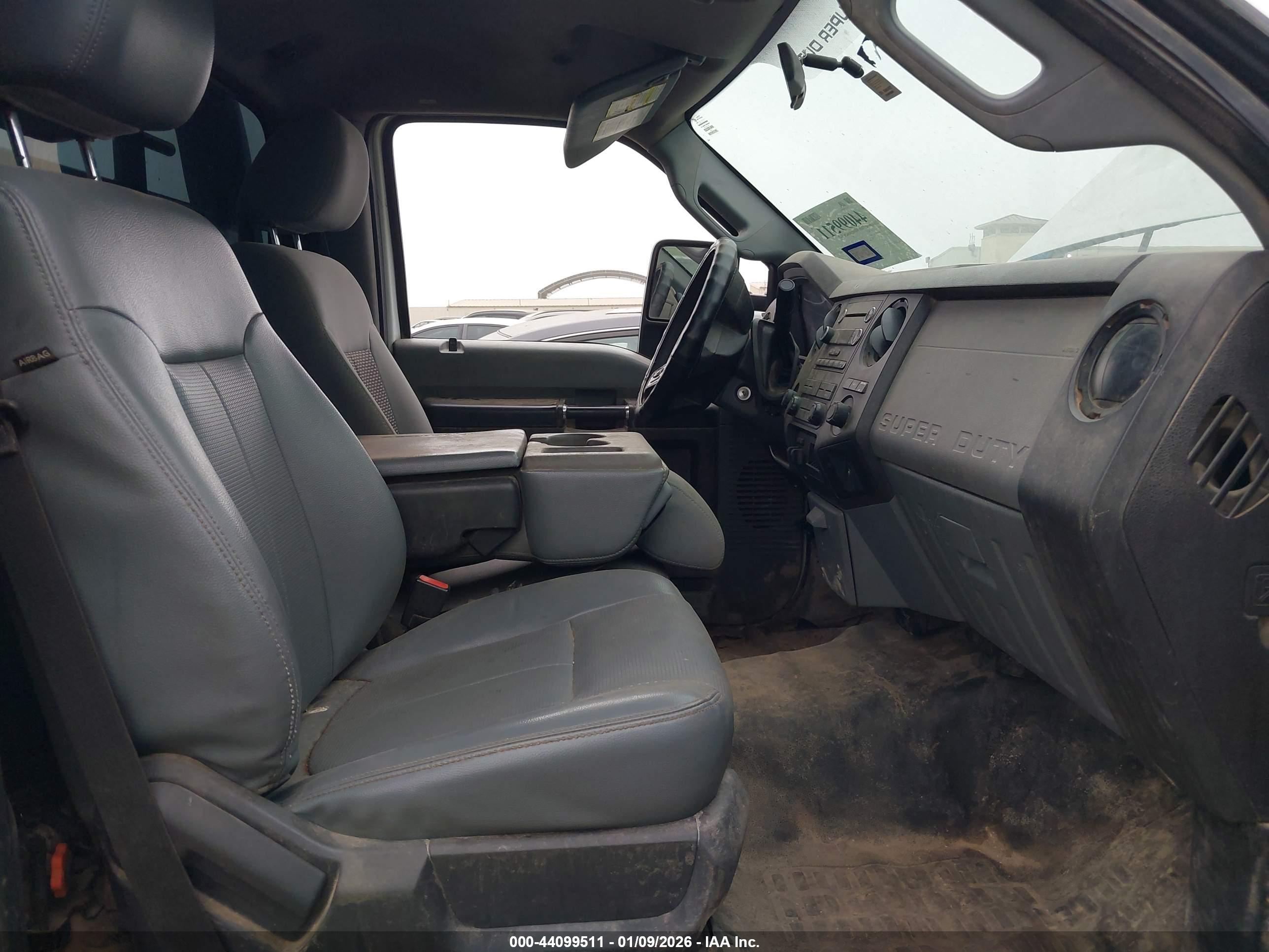 FORD F-350 image 8