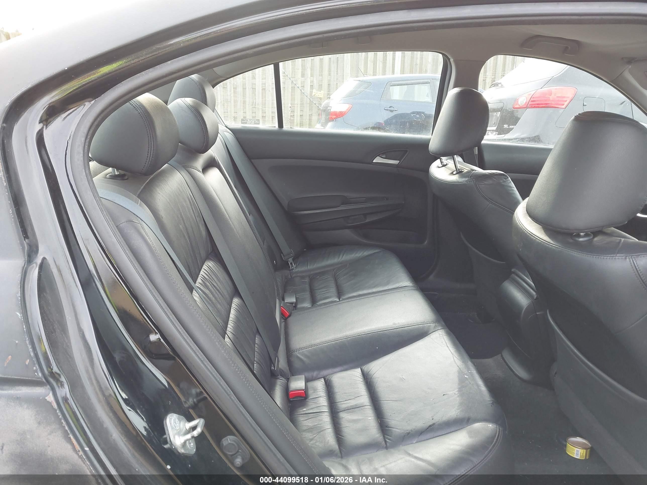HONDA ACCORD image 8