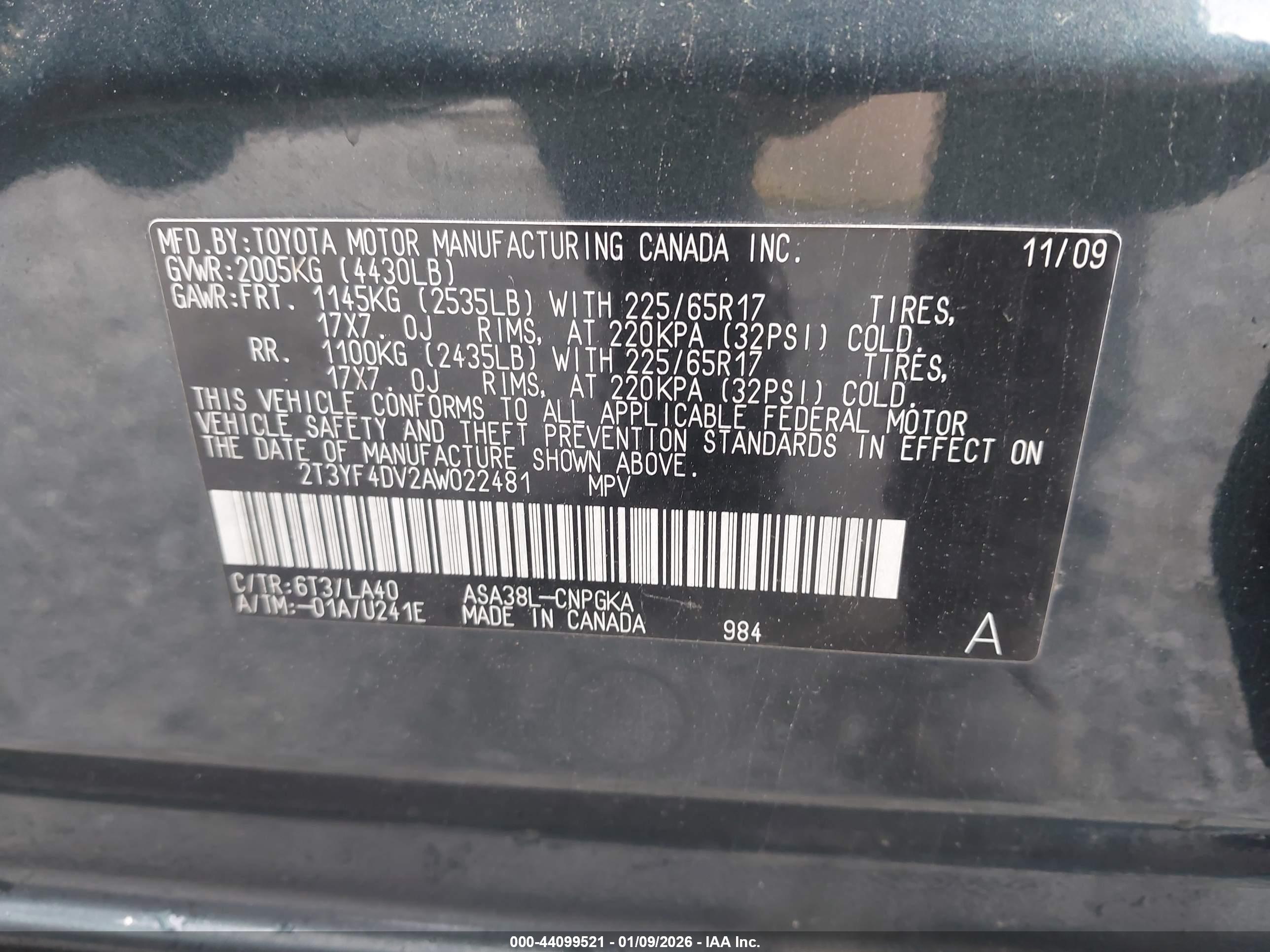 TOYOTA RAV4 image 9