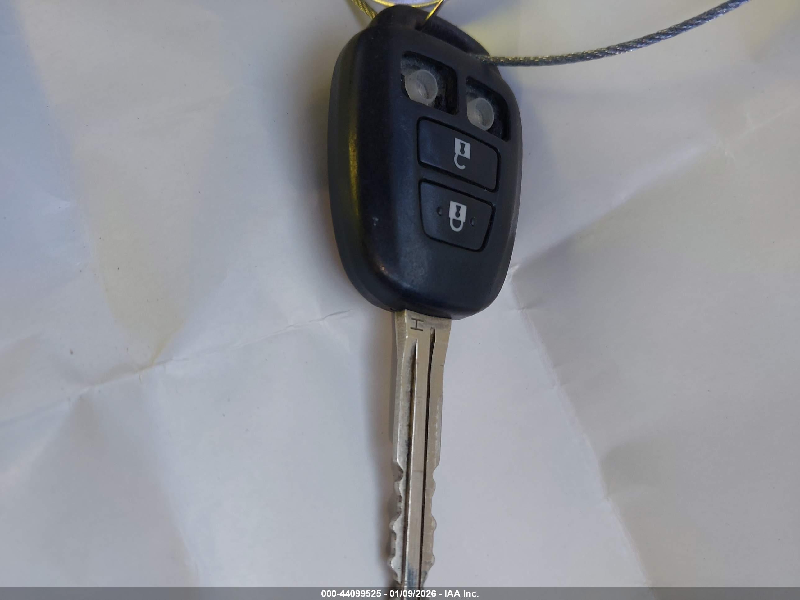 TOYOTA COROLLA image 11