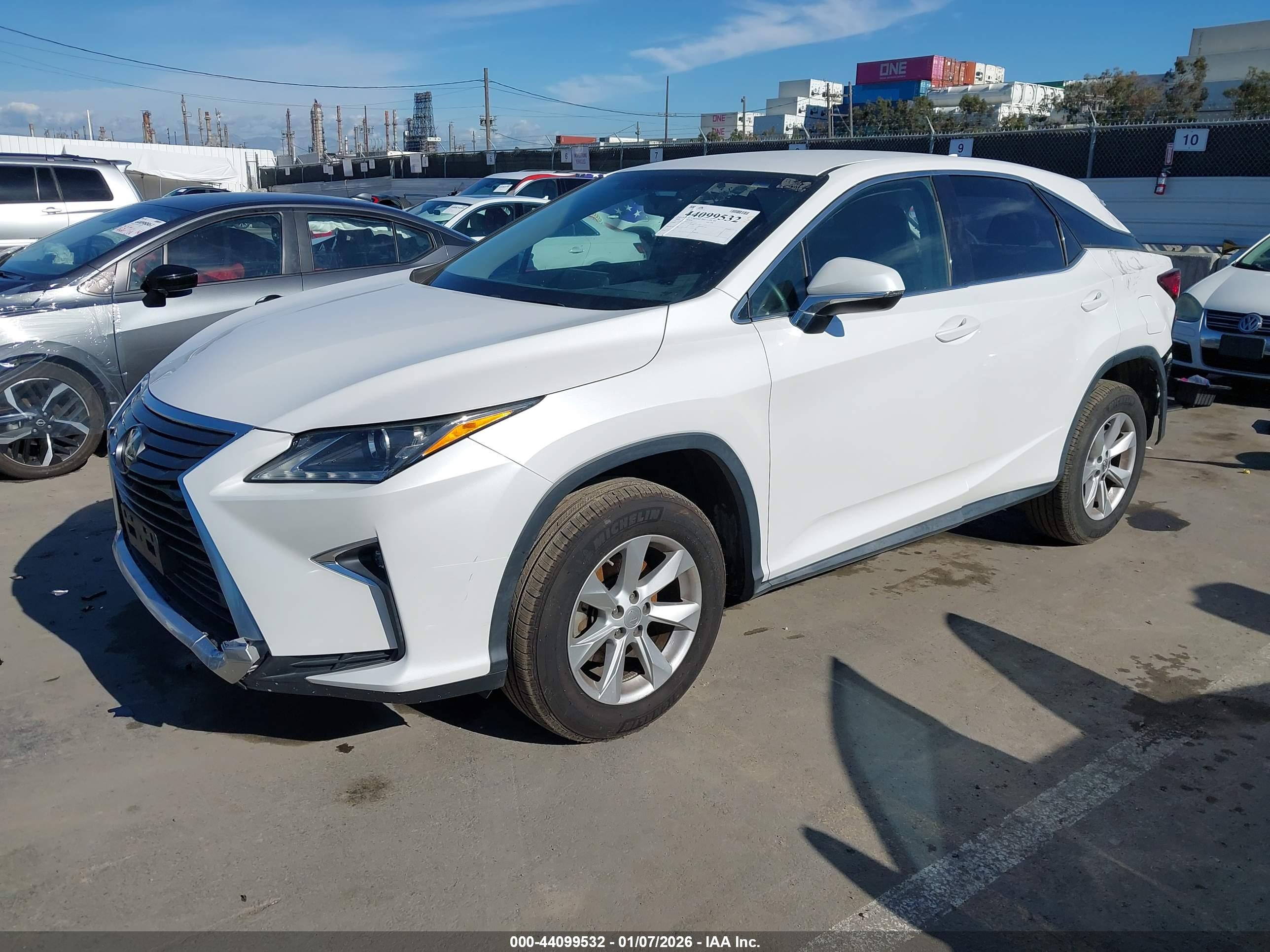 LEXUS RX image 2