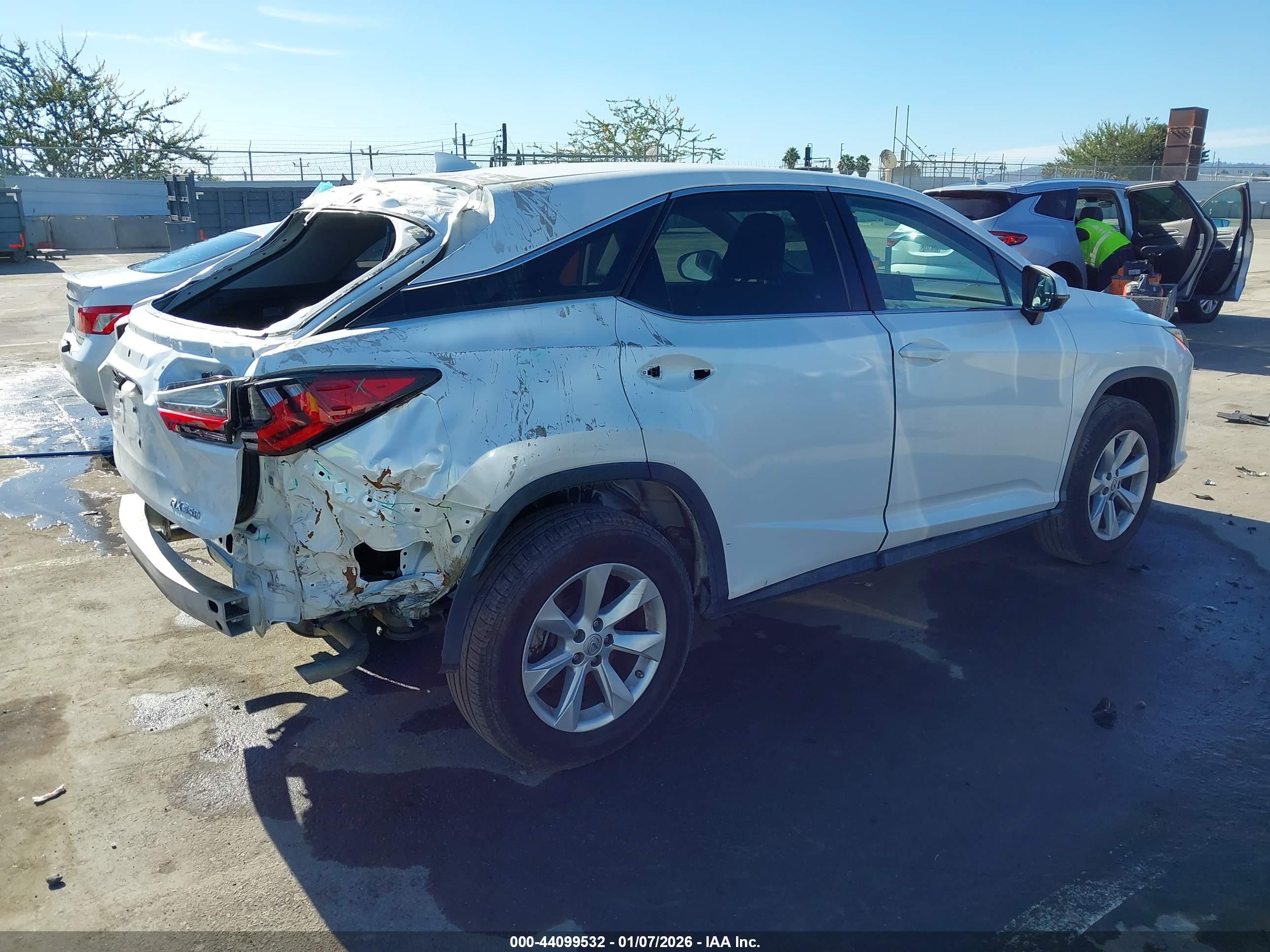 LEXUS RX image 4