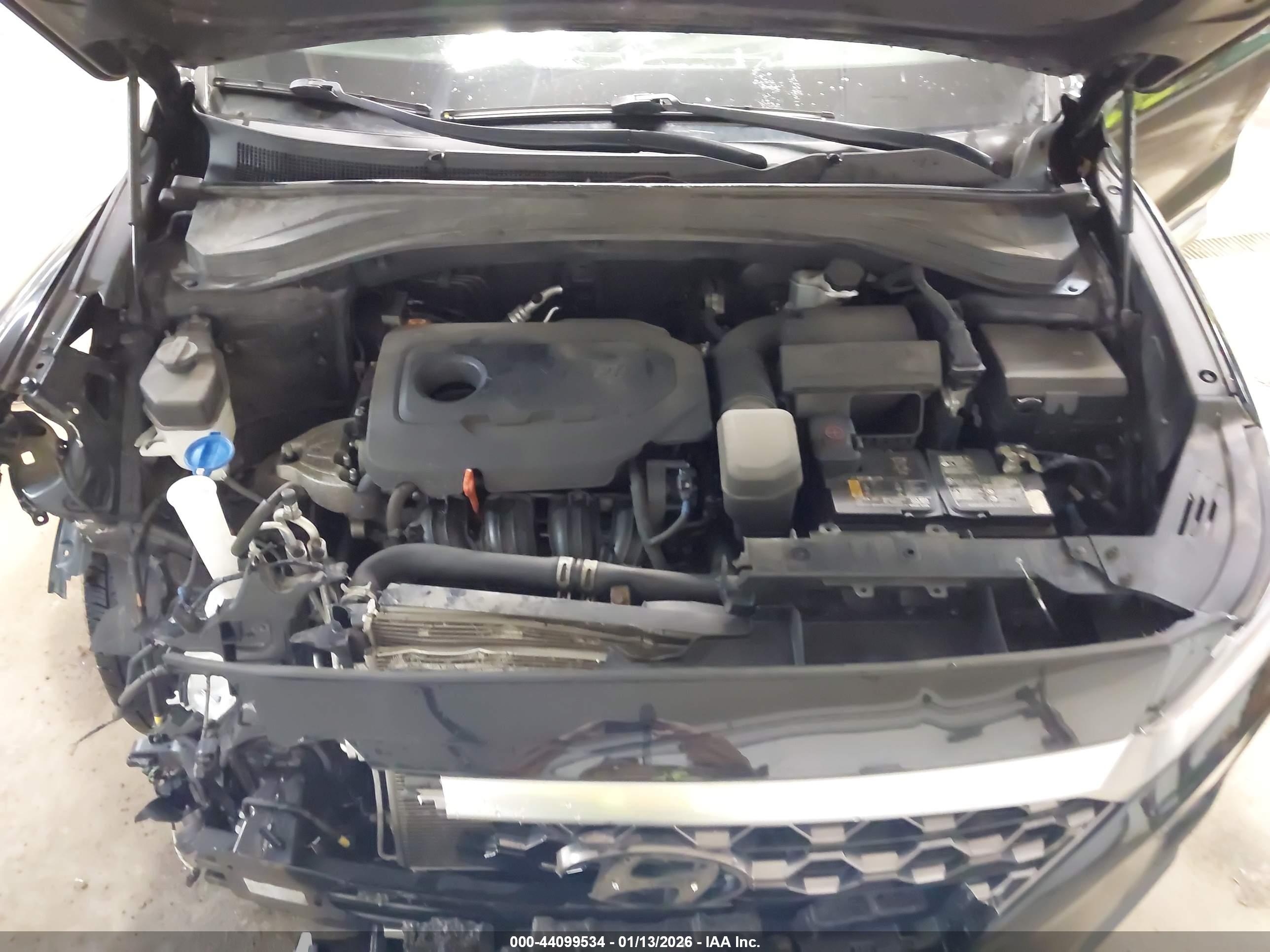 HYUNDAI SANTA image 10