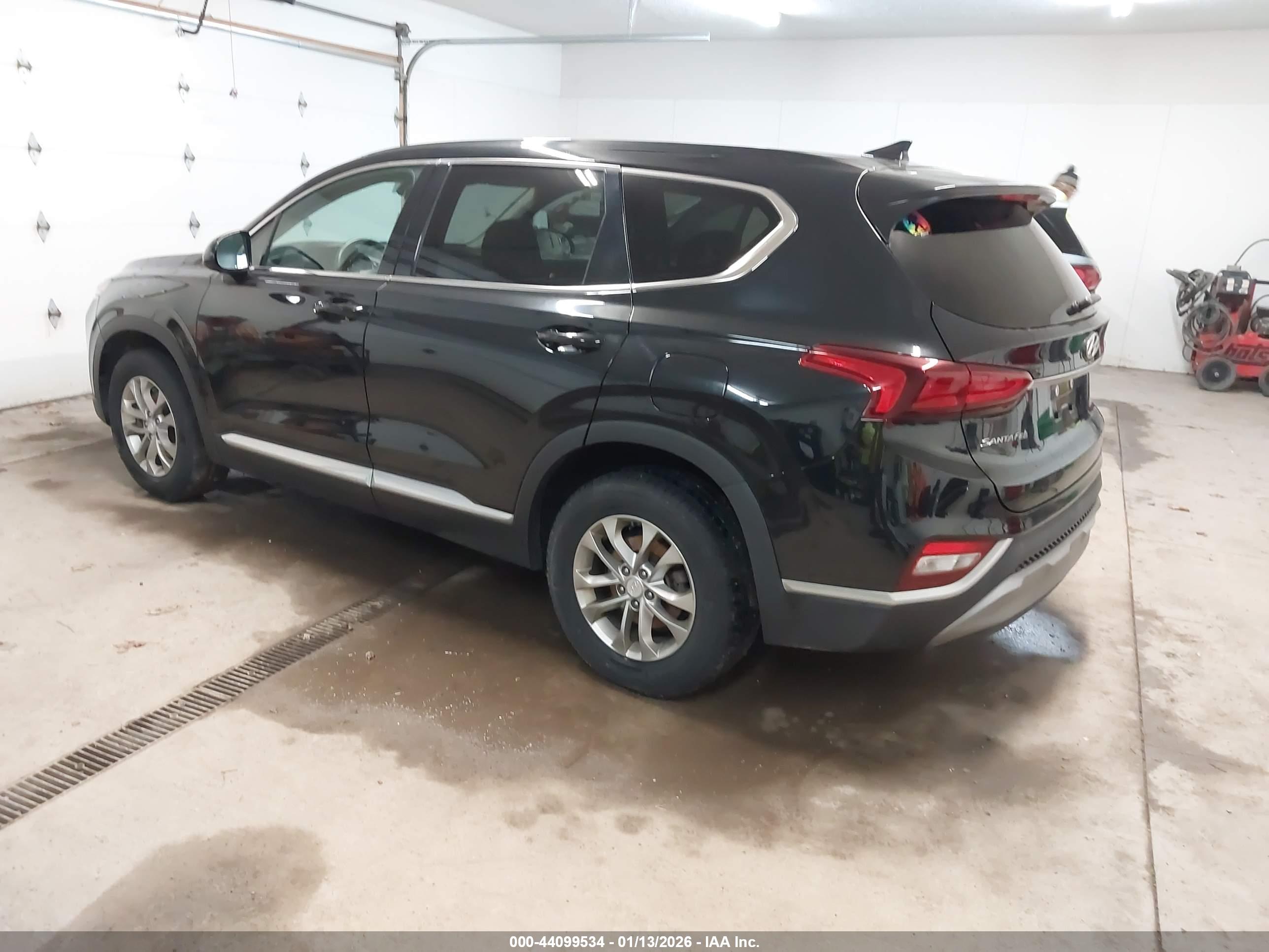 HYUNDAI SANTA image 3