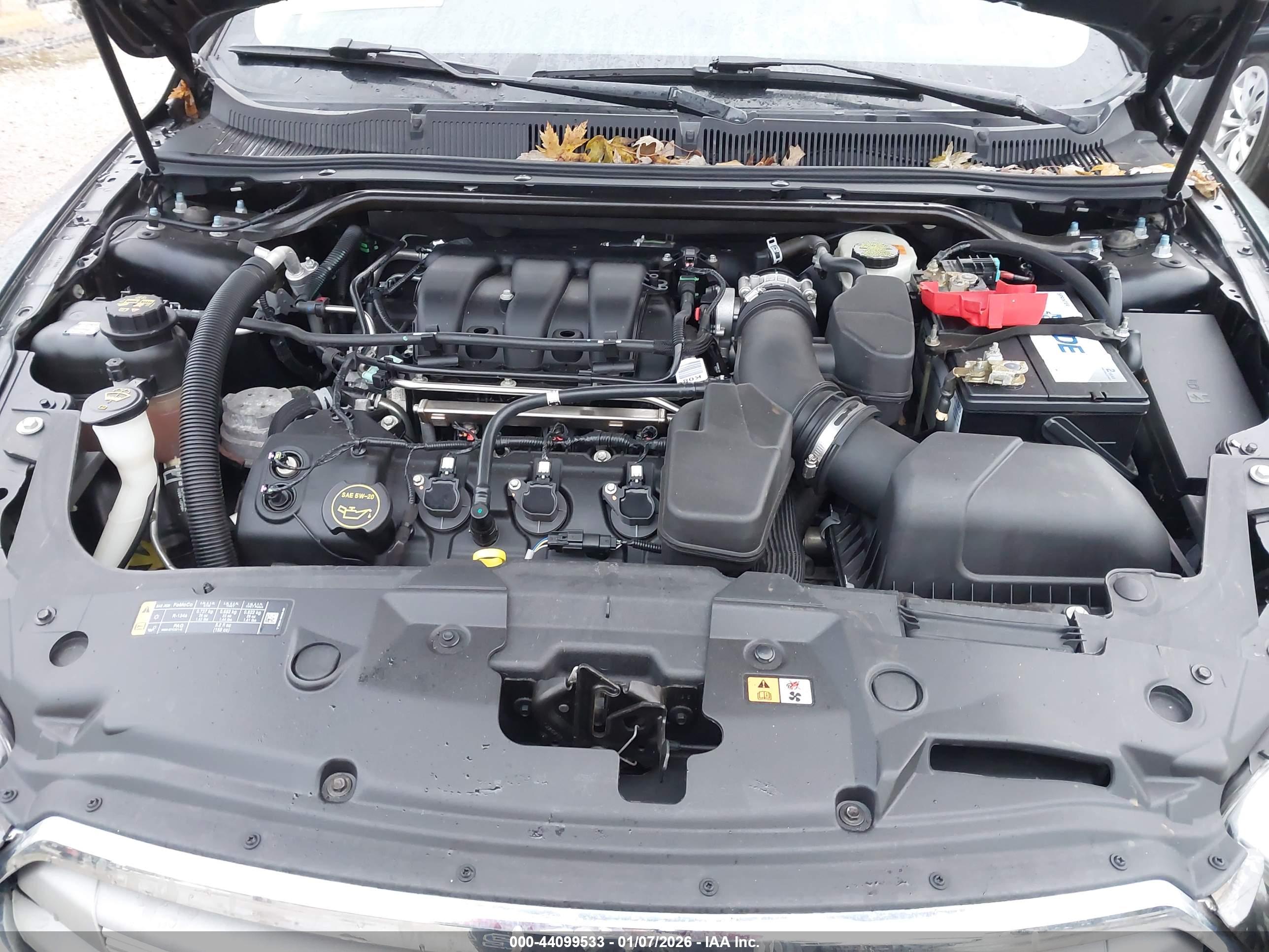 FORD TAURUS image 10