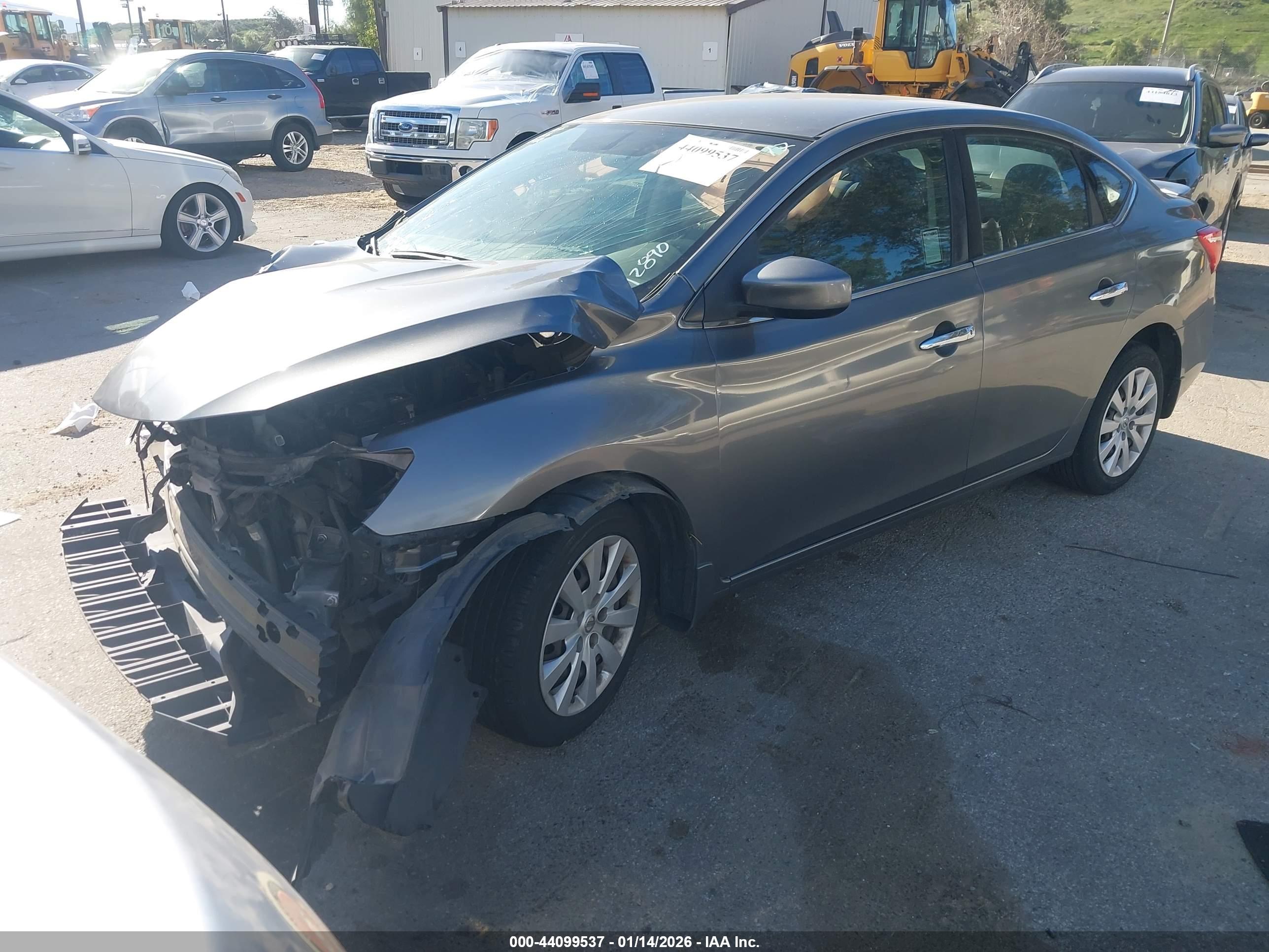 NISSAN SENTRA image 2