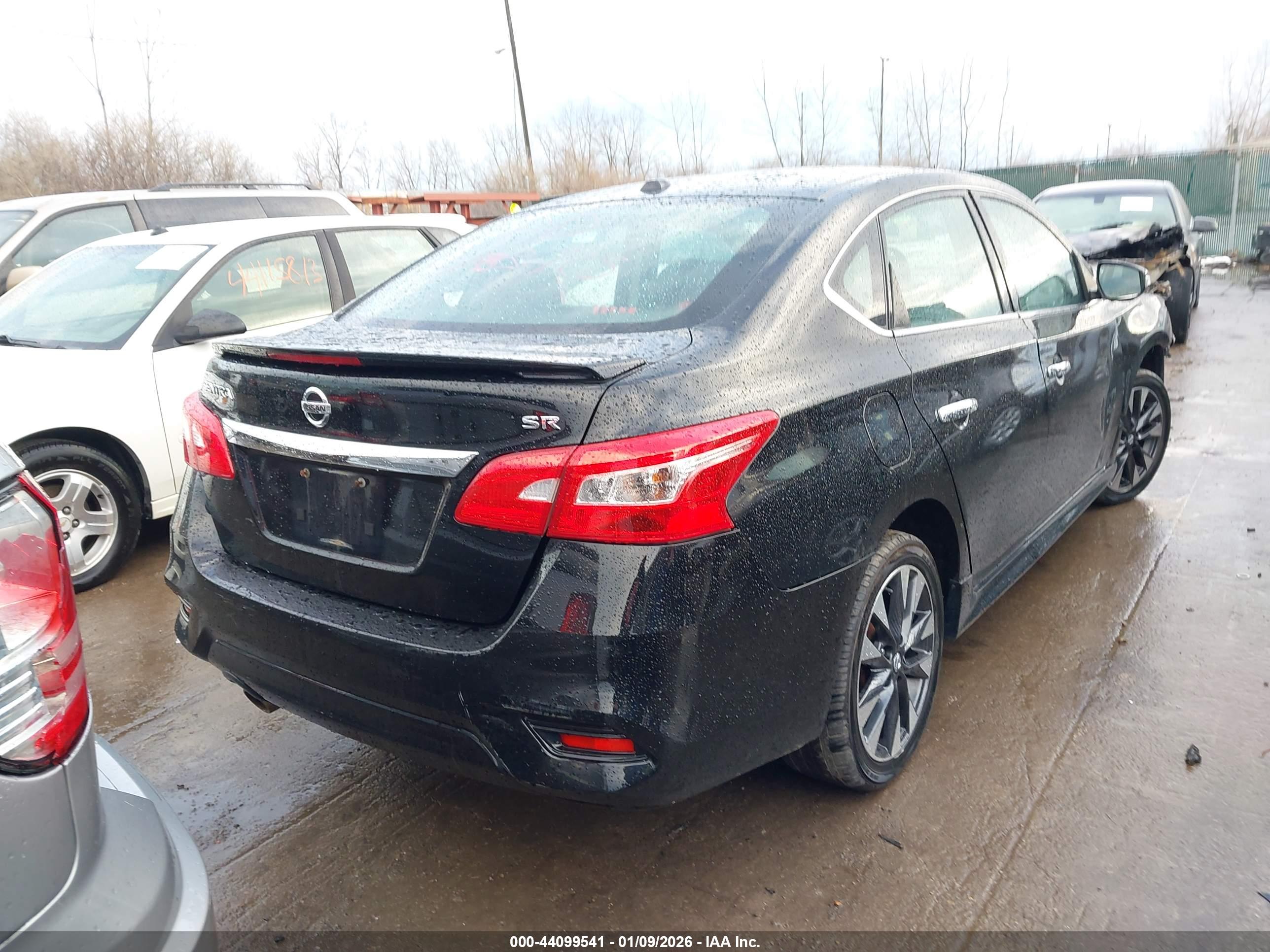 NISSAN SENTRA image 4
