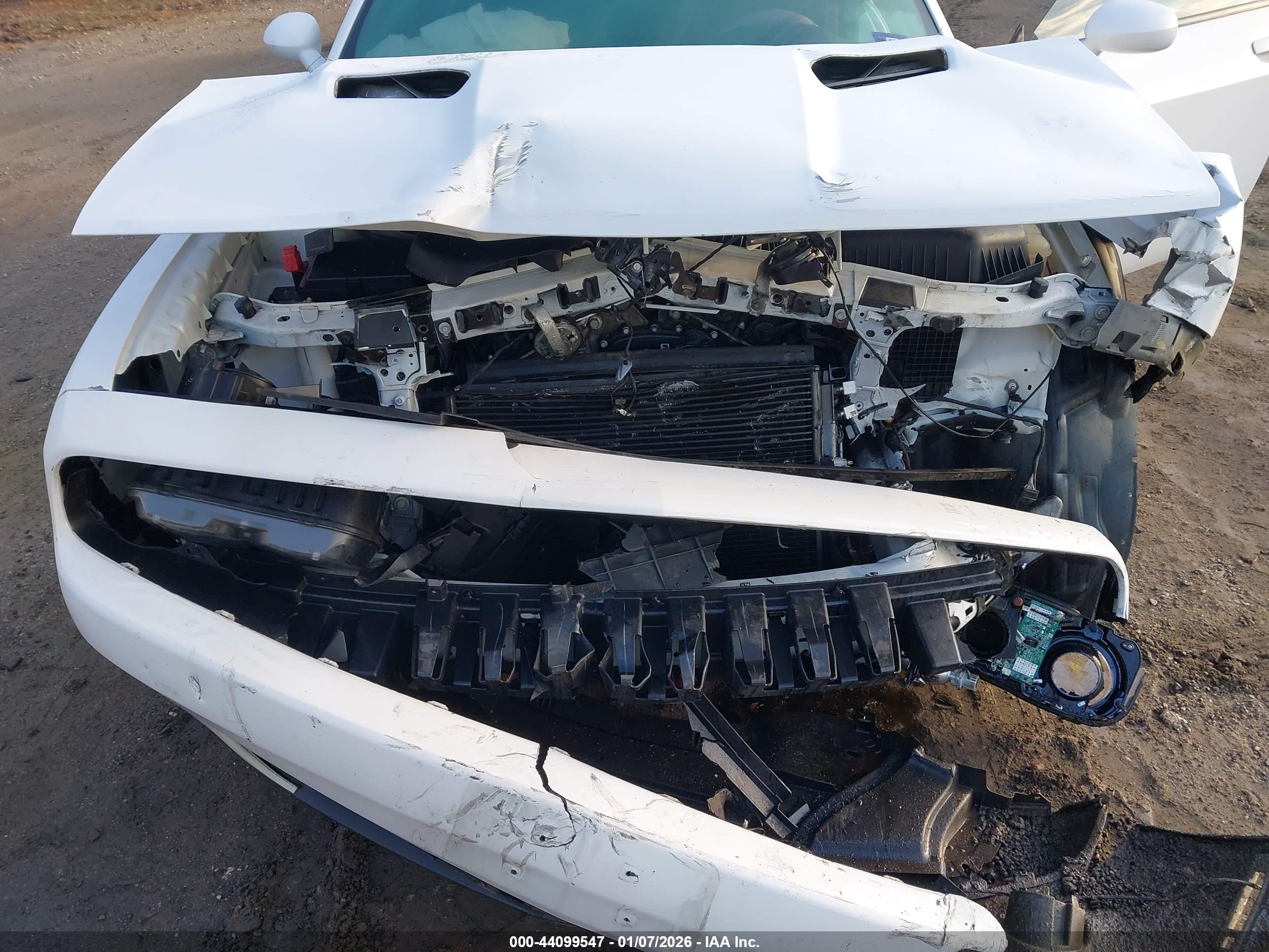 DODGE CHALLENGER image 6
