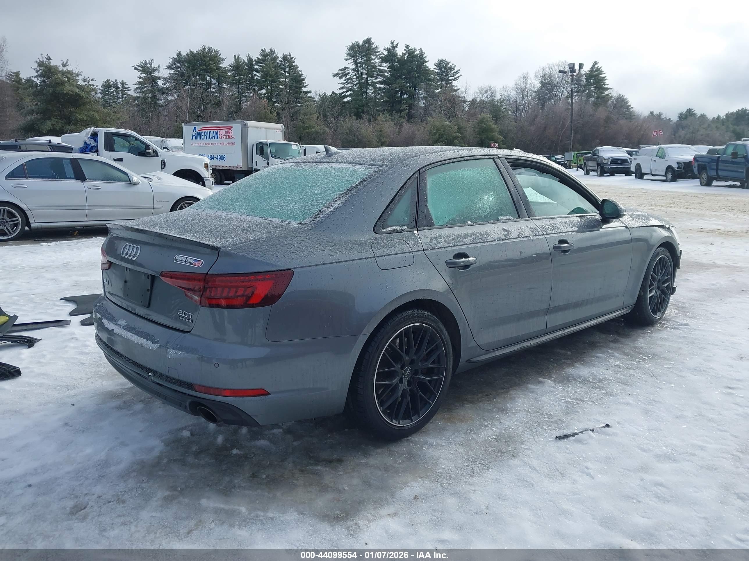 AUDI A4 image 4