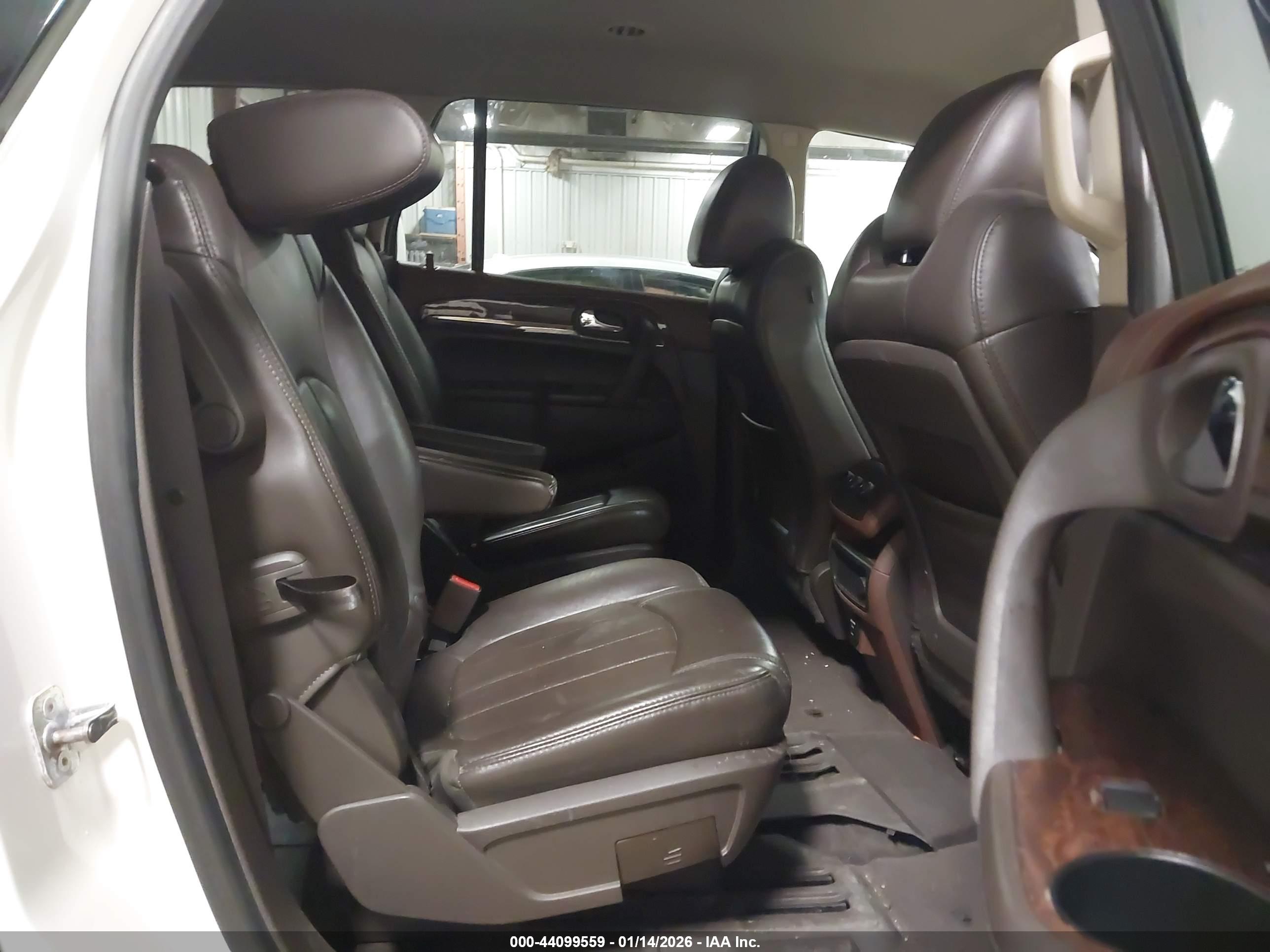 BUICK ENCLAVE image 8